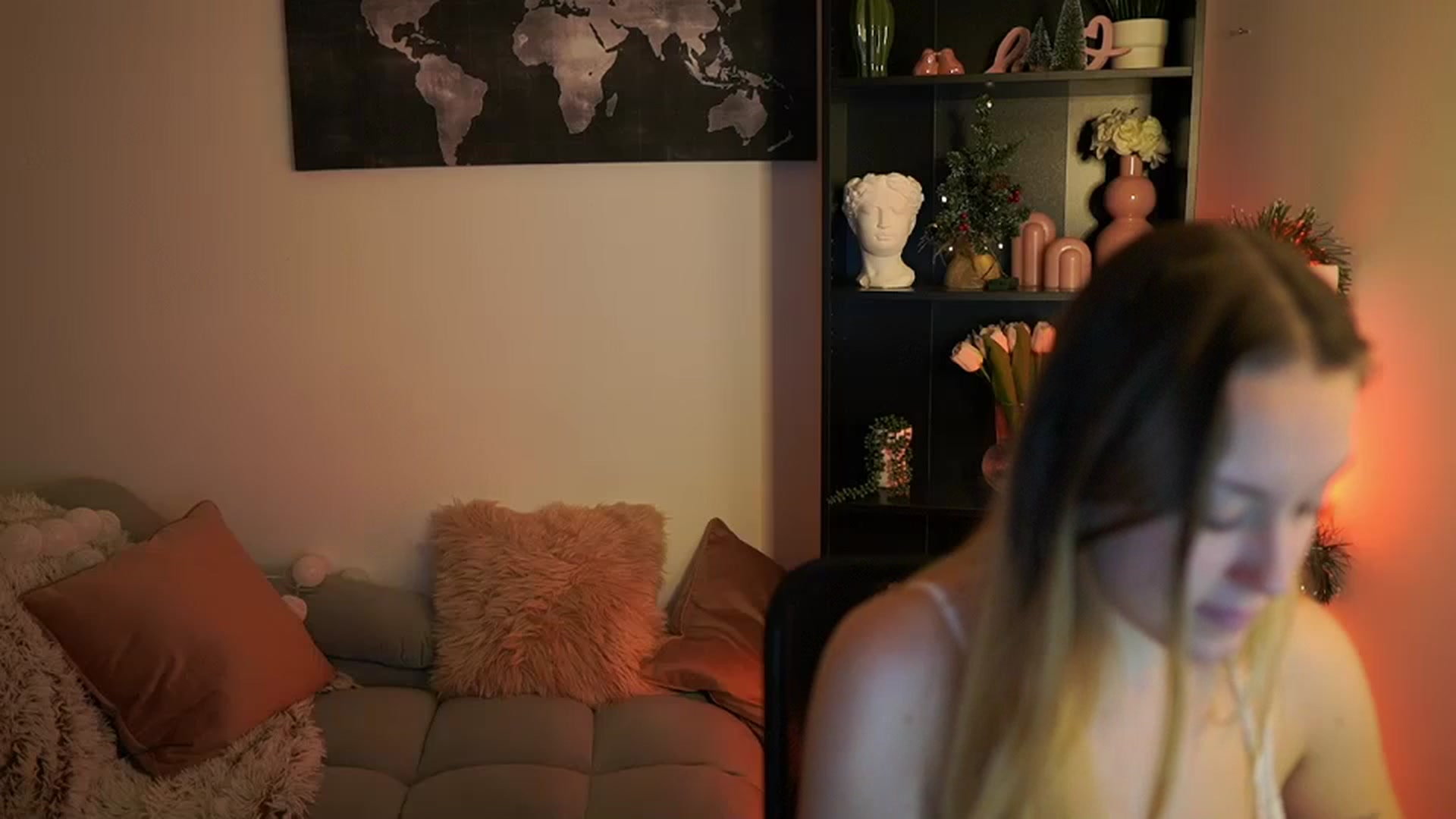 Gallery image thumbnail from Brooklyn_Ch's myfreecams stream on, 12/31/2023, 10:58 image 7 of 20
