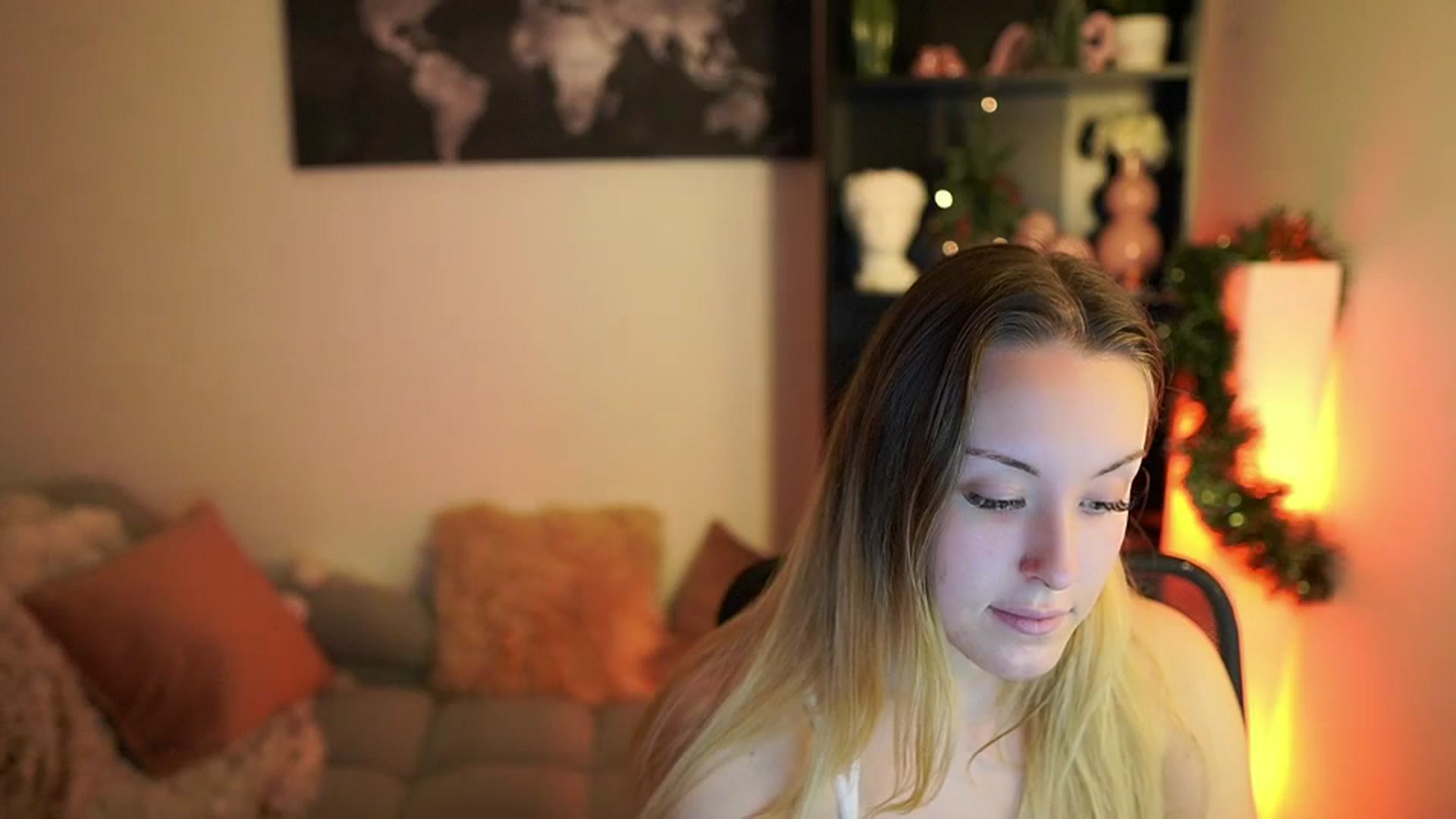 Gallery image thumbnail from Brooklyn_Ch's myfreecams stream on, 12/31/2023, 11:41 image 16 of 20