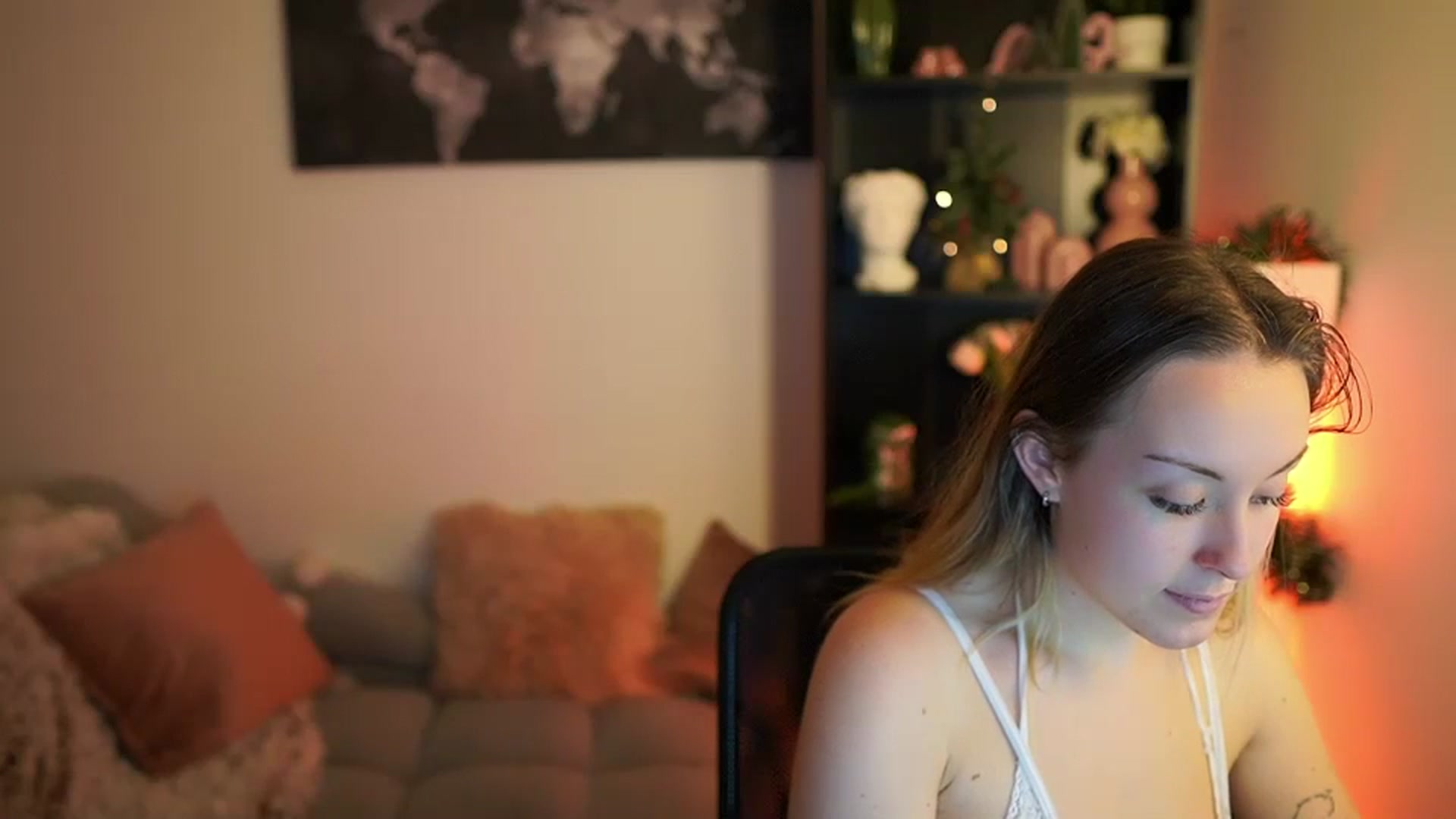 Gallery image thumbnail from Brooklyn_Ch's myfreecams stream on, 12/31/2023, 11:41 image 9 of 20