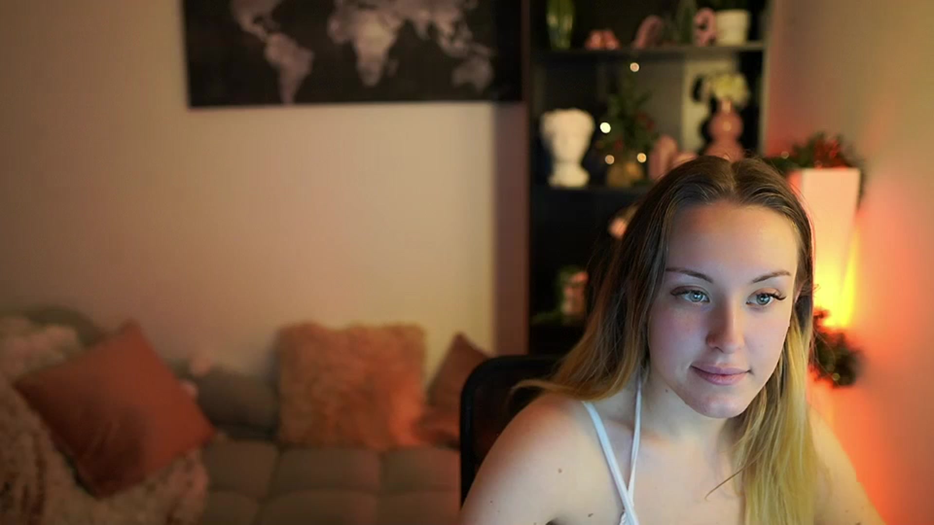Gallery image thumbnail from Brooklyn_Ch's myfreecams stream on, 12/31/2023, 11:41 image 17 of 20
