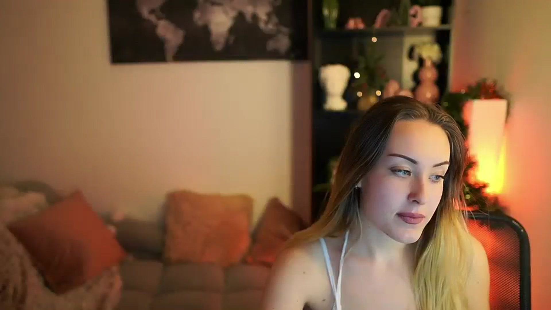 Gallery image thumbnail from Brooklyn_Ch's myfreecams stream on, 12/31/2023, 14:55 image 17 of 20