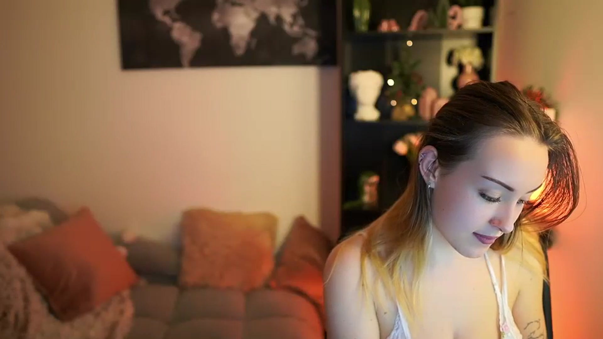 Gallery image thumbnail from Brooklyn_Ch's myfreecams stream on, 12/31/2023, 14:55 image 18 of 20