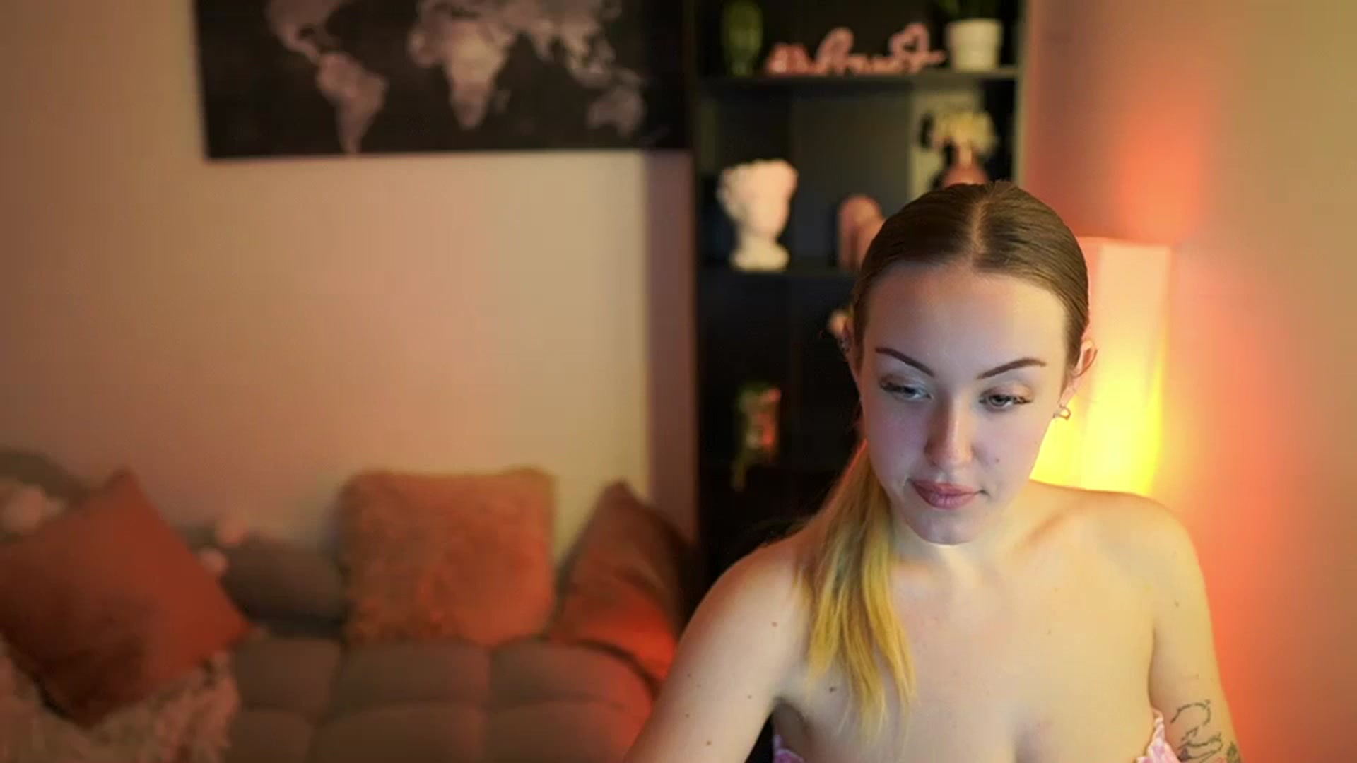 Gallery image thumbnail from Brooklyn_Ch's myfreecams stream on, 01/03/2024, 16:19 image 16 of 20