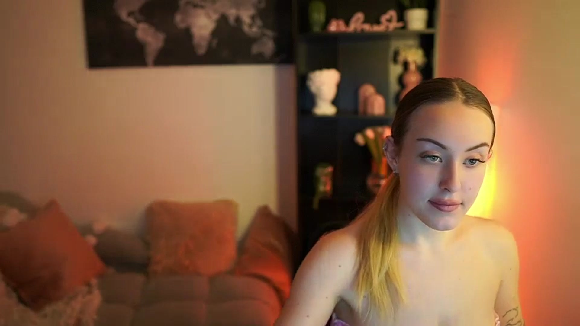 Gallery image thumbnail from Brooklyn_Ch's myfreecams stream on, 01/03/2024, 16:19 image 17 of 20