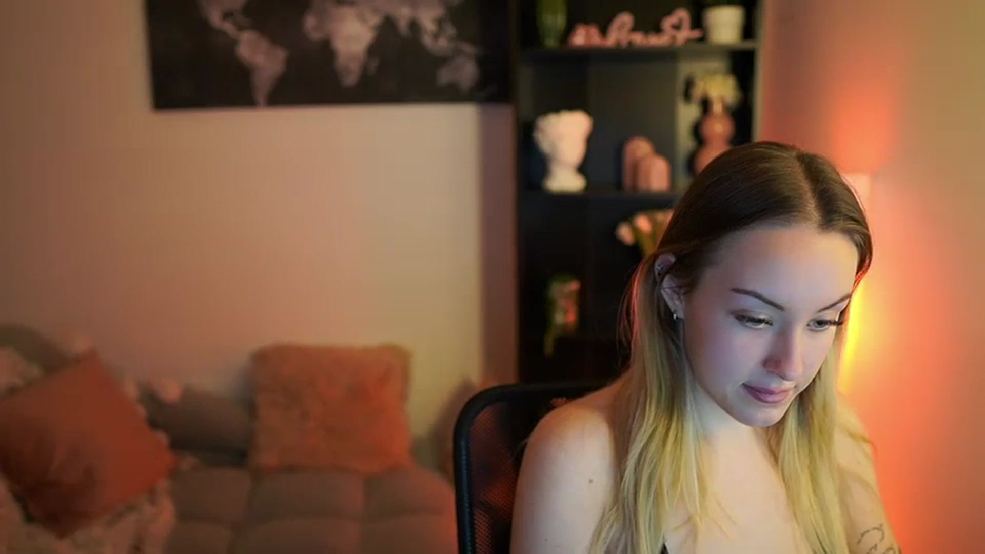 Gallery image thumbnail from Brooklyn_Ch's myfreecams stream on, 01/04/2024, 12:10 image 17 of 20