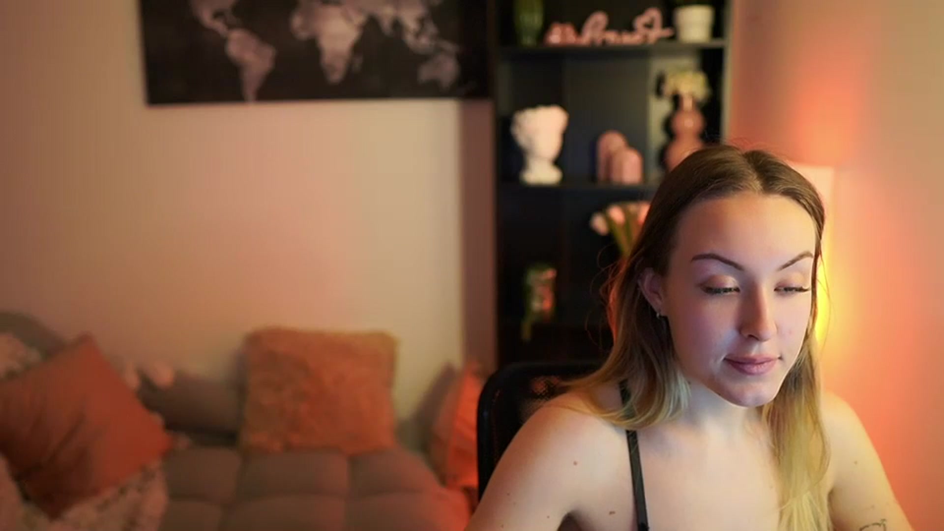 Gallery image thumbnail from Brooklyn_Ch's myfreecams stream on, 01/04/2024, 14:01 image 6 of 20
