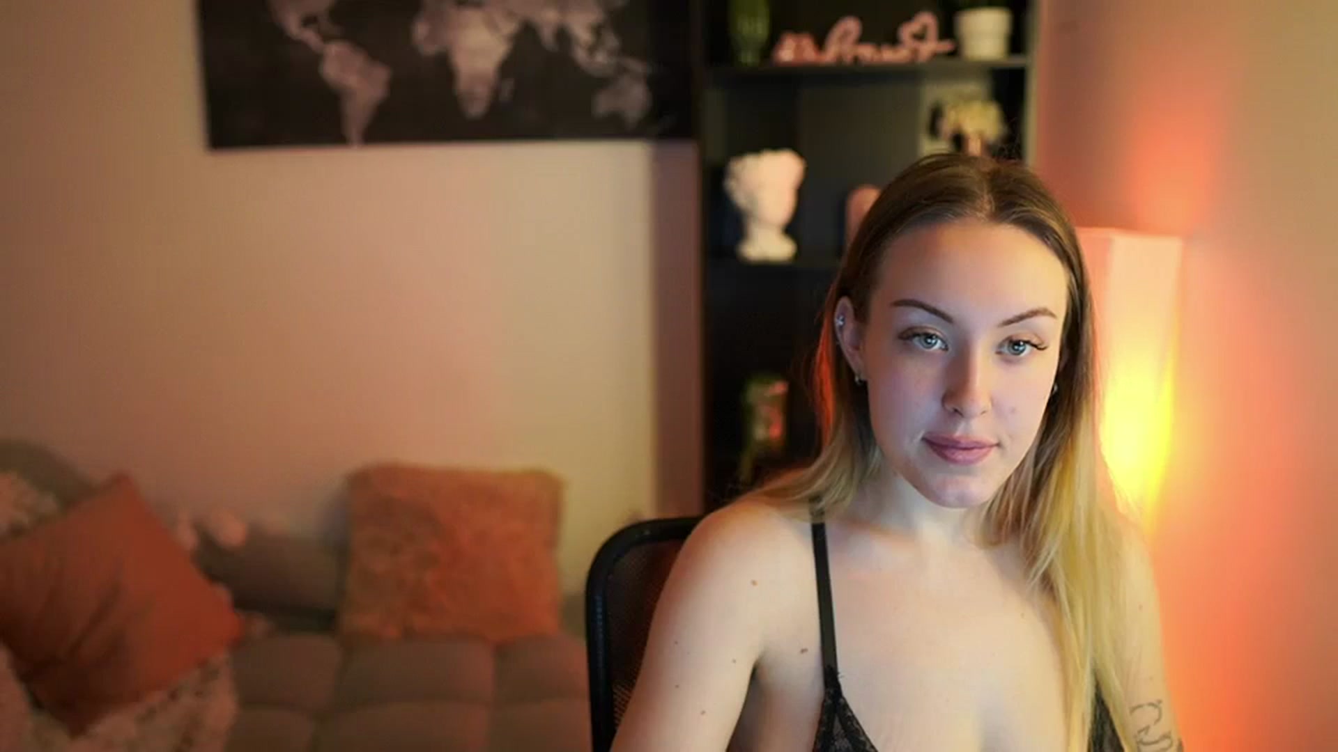 Gallery image thumbnail from Brooklyn_Ch's myfreecams stream on, 01/04/2024, 14:01 image 3 of 20