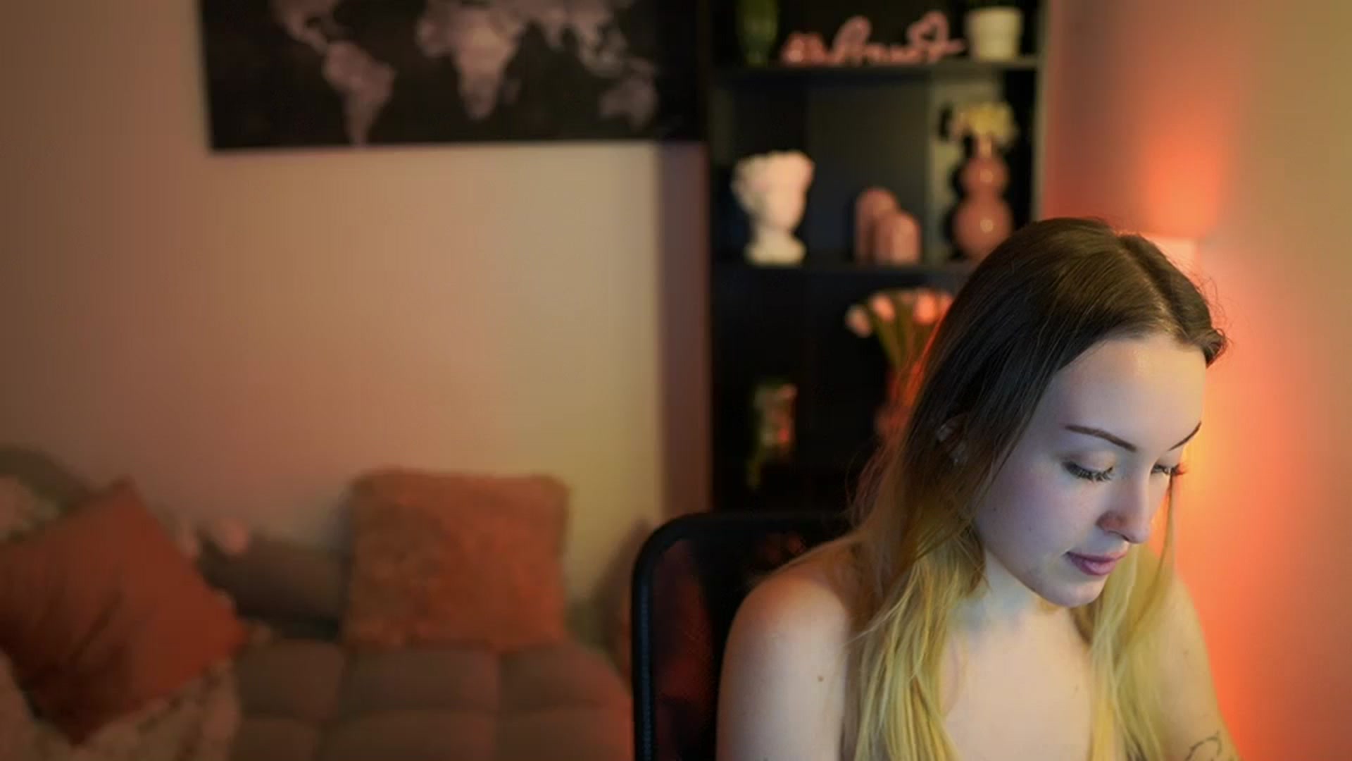 Gallery image thumbnail from Brooklyn_Ch's myfreecams stream on, 01/04/2024, 14:01 image 1 of 20
