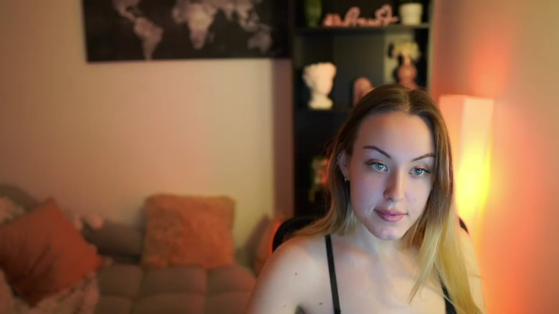 Gallery image thumbnail from Brooklyn_Ch's myfreecams stream on, 01/04/2024, 14:01 image 5 of 20