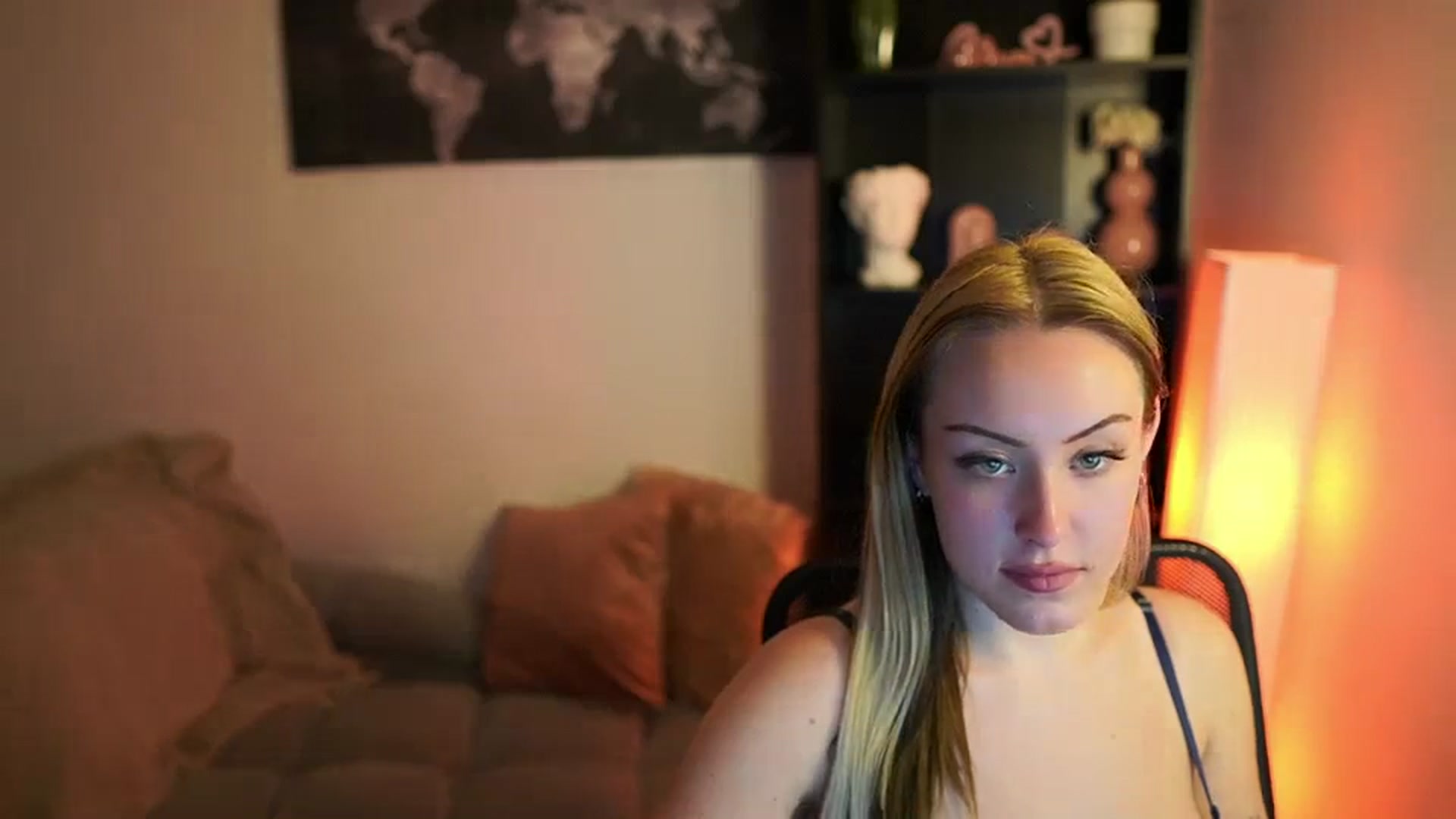 Gallery image thumbnail from Brooklyn_Ch's myfreecams stream on, 01/30/2024, 13:40 image 8 of 20