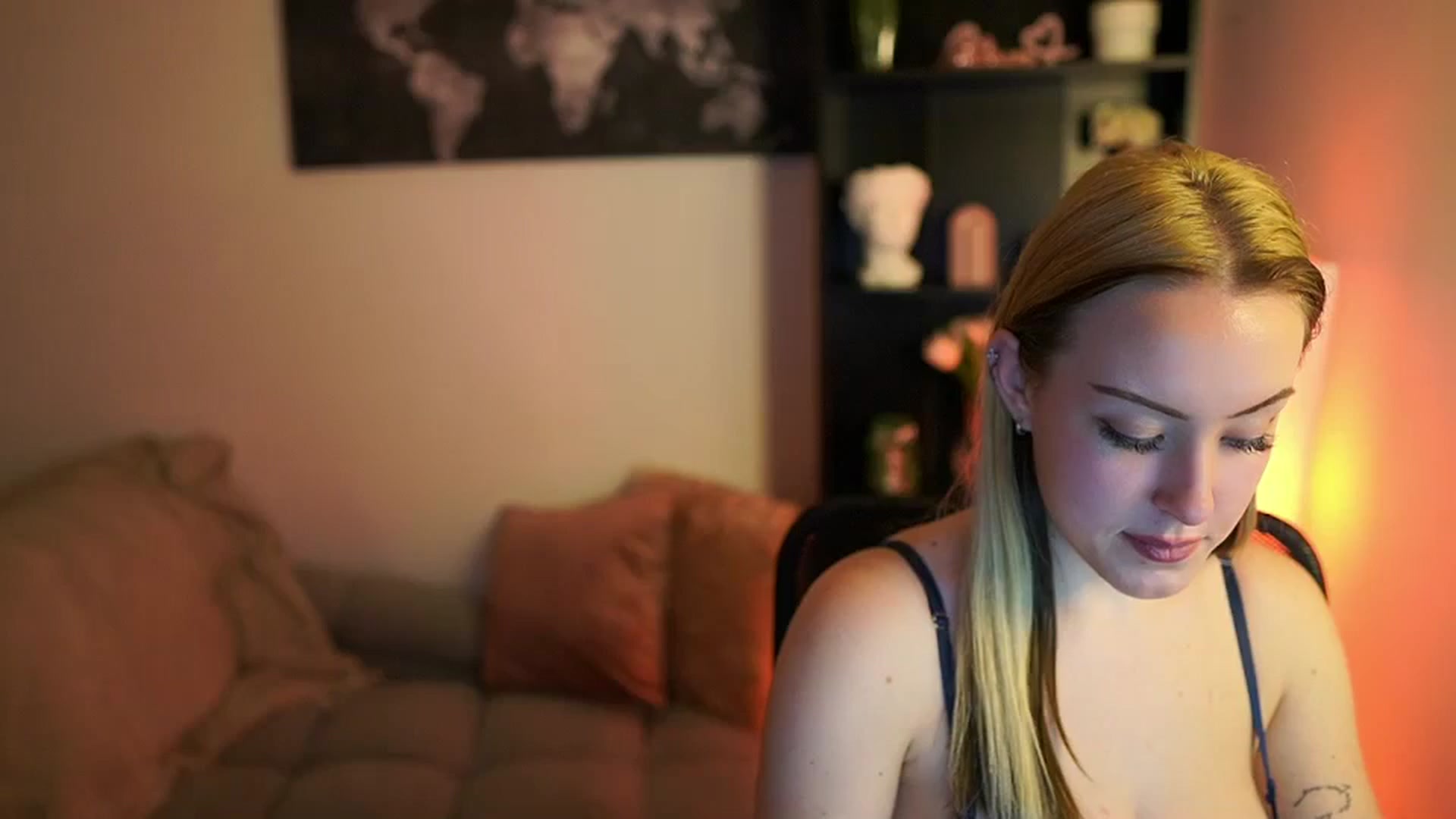 Gallery image thumbnail from Brooklyn_Ch's myfreecams stream on, 01/30/2024, 14:12 image 16 of 20