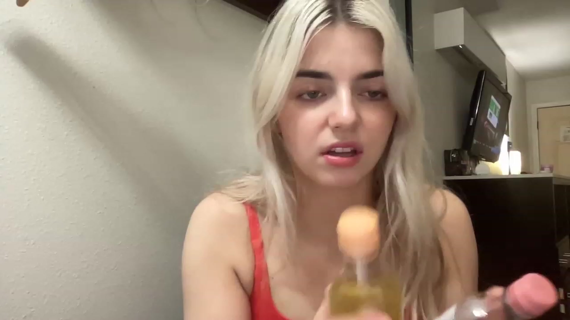 Gallery image thumbnail from Brooklynbaby5's myfreecams stream on, 04/06/2023, 23:58 image 7 of 20