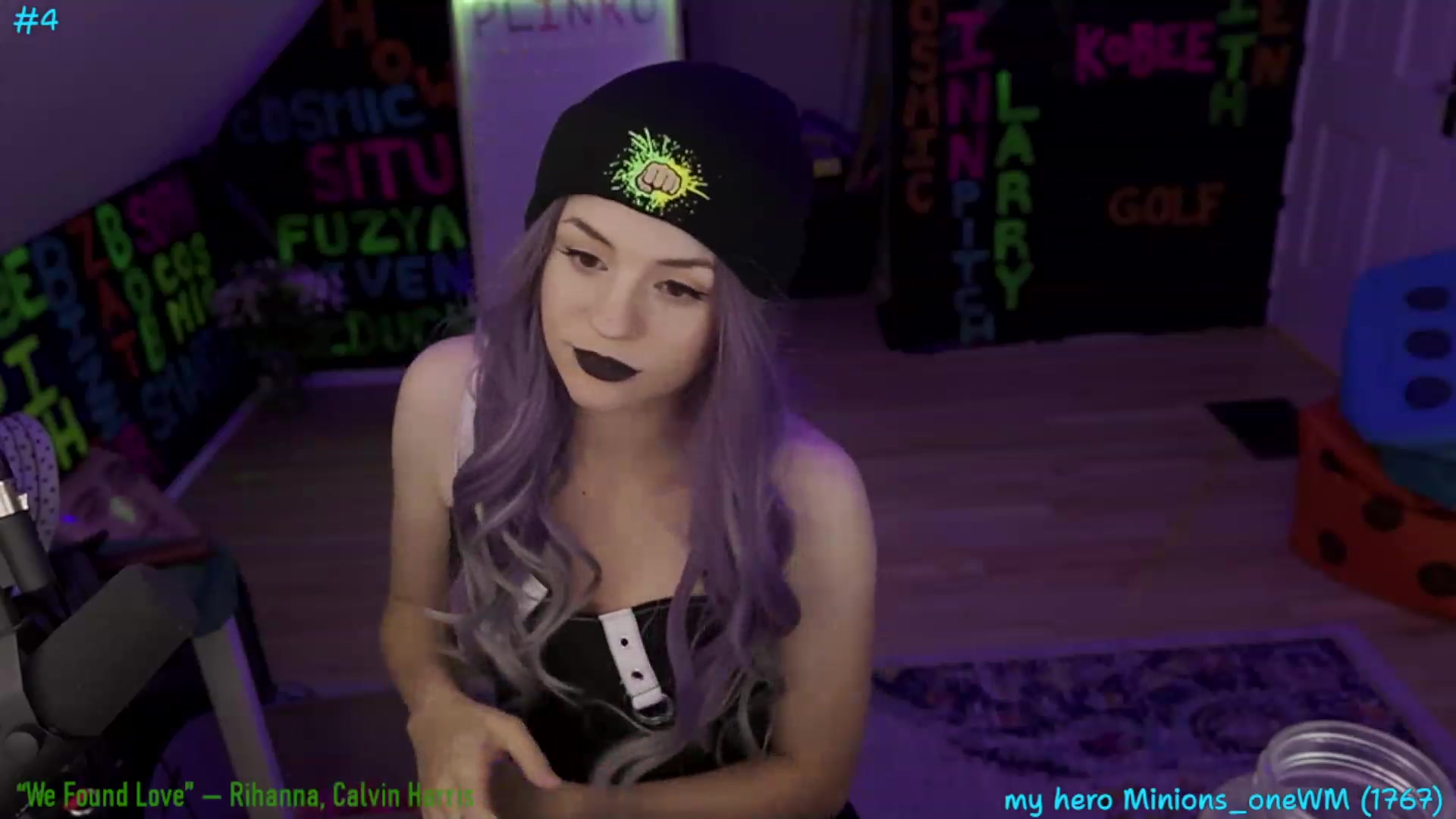 Gallery image thumbnail from BrophiesDom's myfreecams stream on, 07/18/2023, 10:51 image 8 of 20