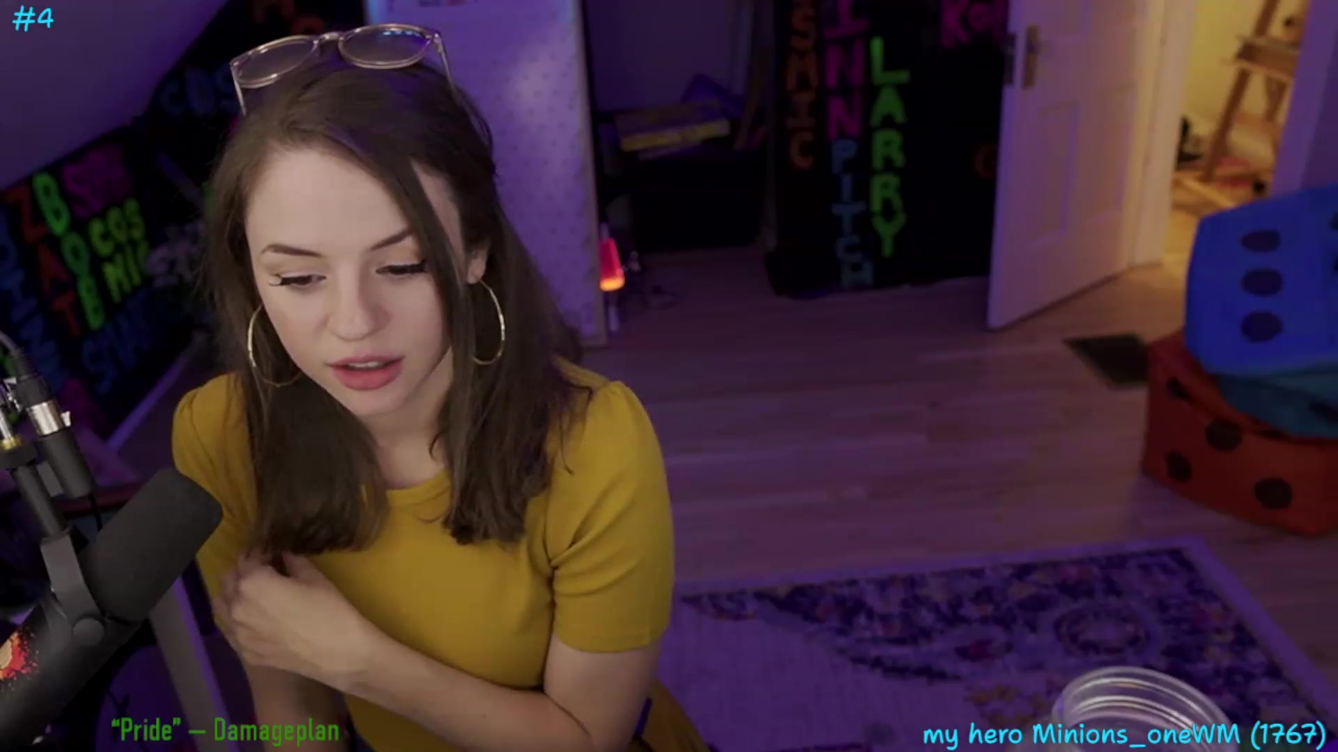 Gallery image thumbnail from BrophiesDom's myfreecams stream on, 07/18/2023, 10:51 image 11 of 20