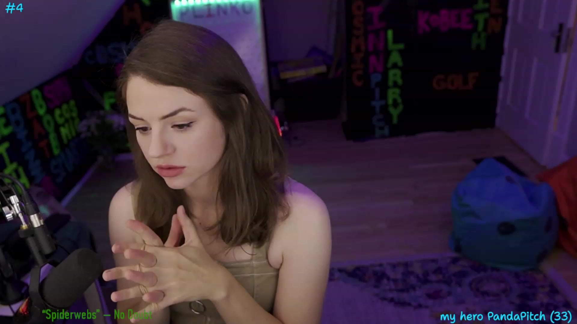 Gallery image thumbnail from BrophiesDom's myfreecams stream on, 07/19/2023, 05:09 image 16 of 20