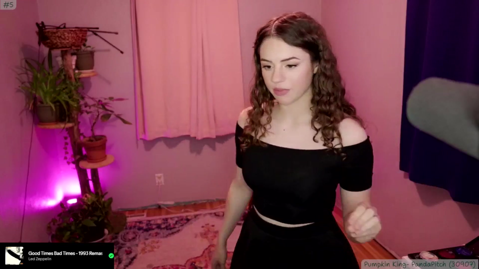 Gallery image thumbnail from Brophietopia's myfreecams stream on, 10/02/2025, 06:53 image 8 of 20