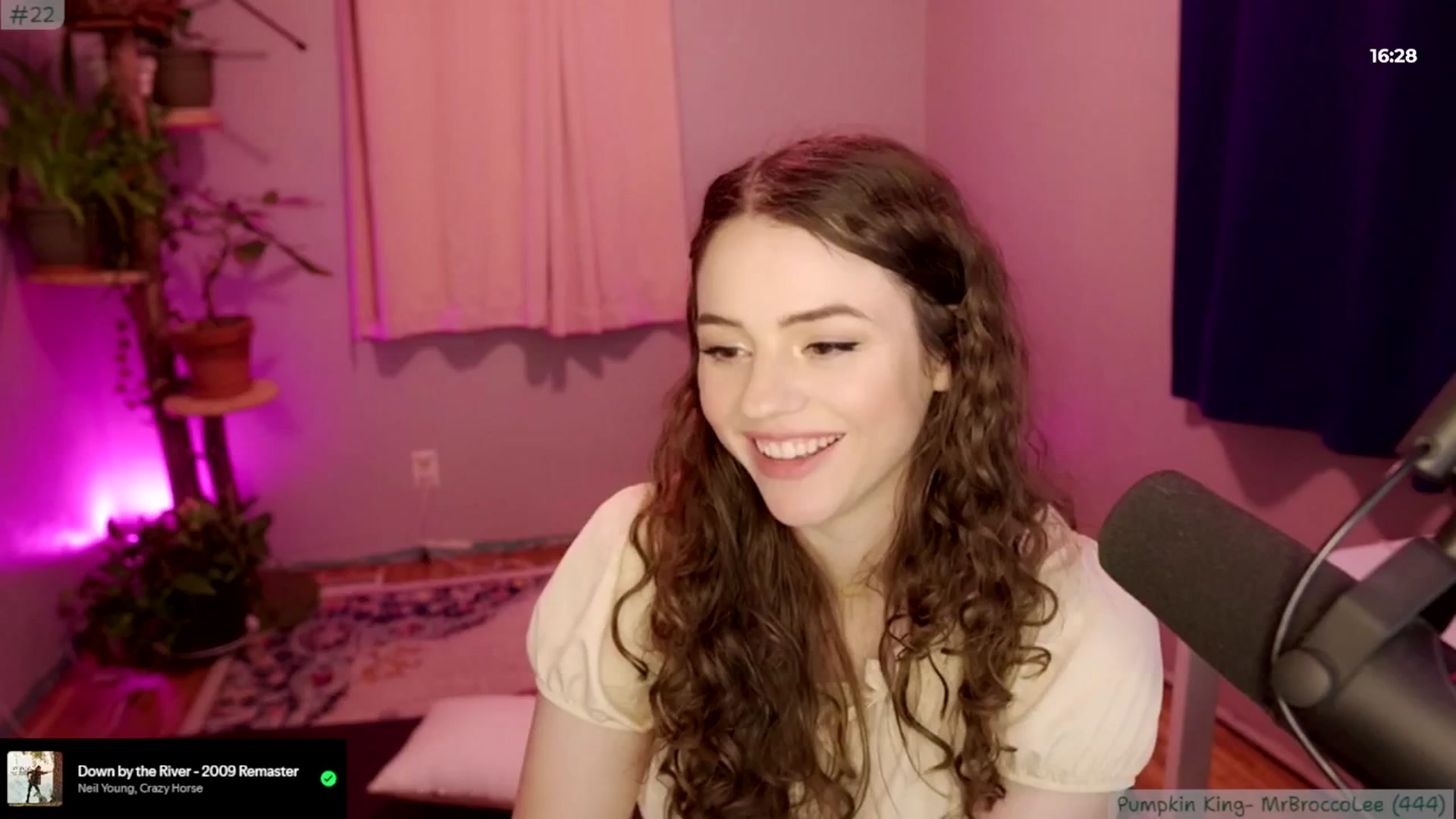 Gallery image thumbnail from Brophietopia's myfreecams stream on, 10/04/2025, 07:13 image 17 of 20