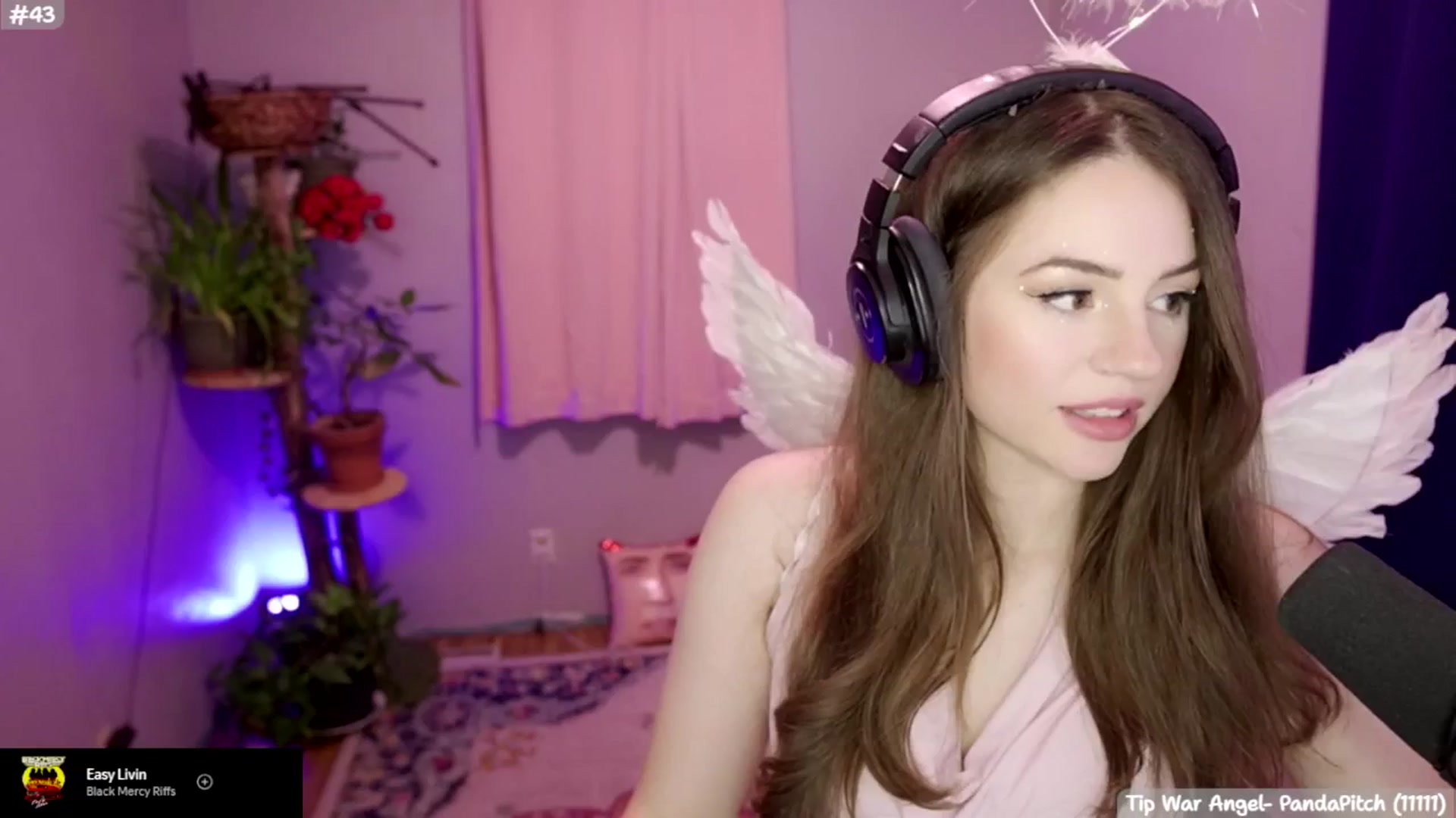Gallery image thumbnail from Brophietopia's myfreecams stream on, 10/16/2025, 04:46 image 17 of 20
