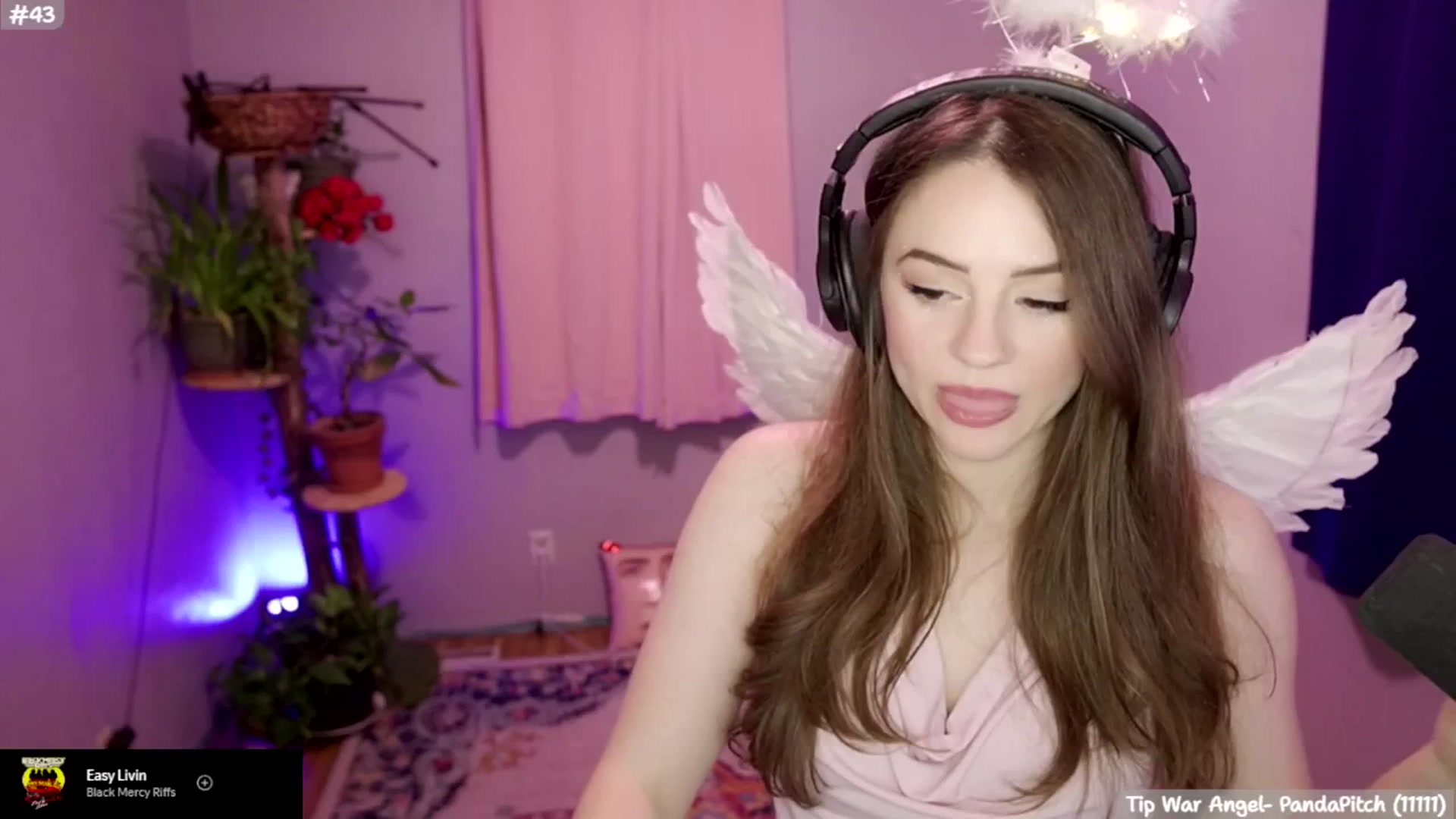 Gallery image thumbnail from Brophietopia's myfreecams stream on, 10/16/2025, 04:46 image 18 of 20