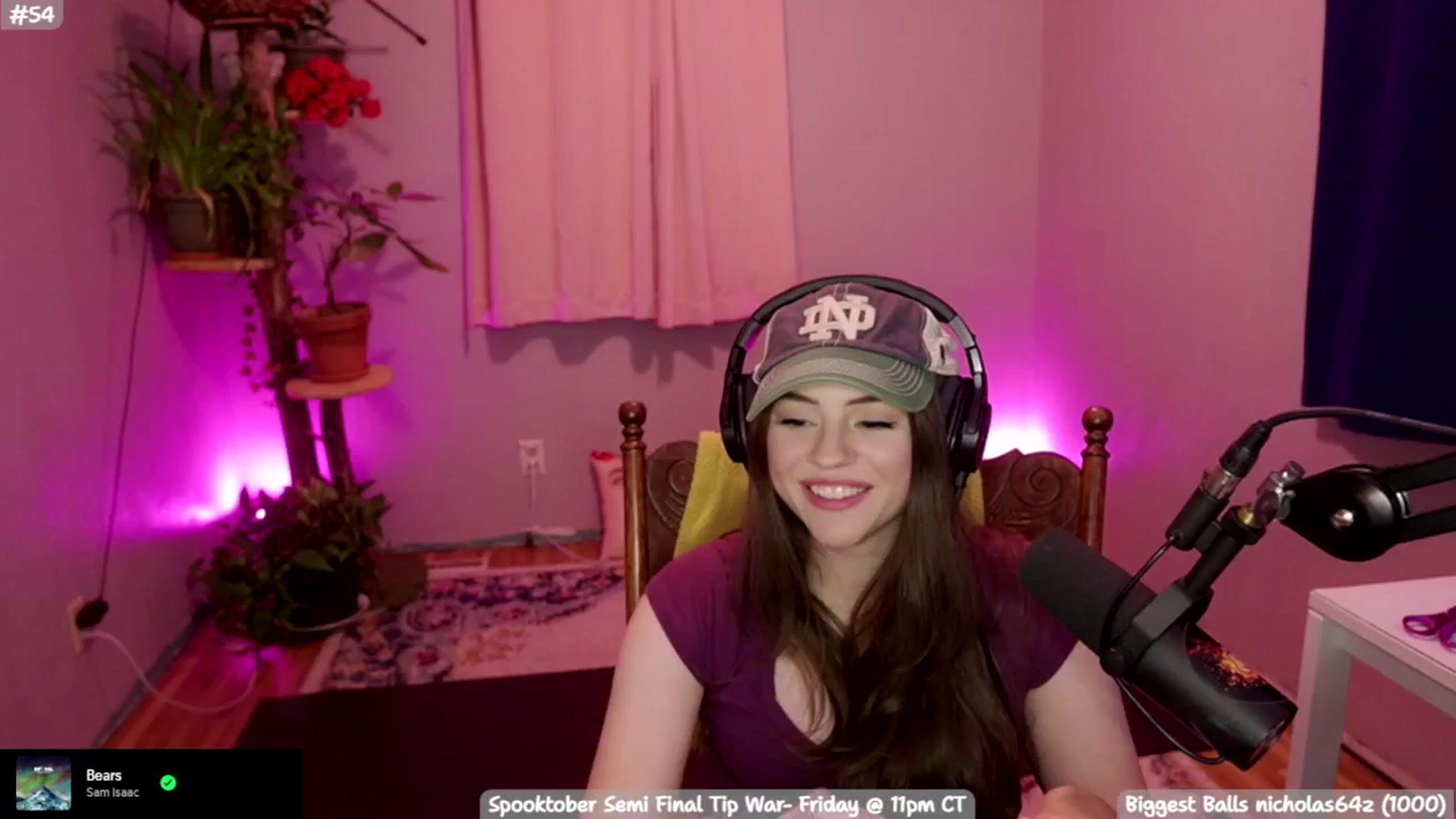 Gallery image thumbnail from Brophietopia's myfreecams stream on, 10/19/2025, 07:32 image 12 of 20