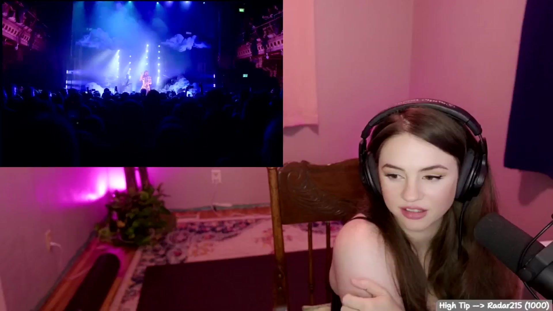 Gallery image thumbnail from Brophietopia's myfreecams stream on, 11/08/2025, 09:11 image 7 of 20