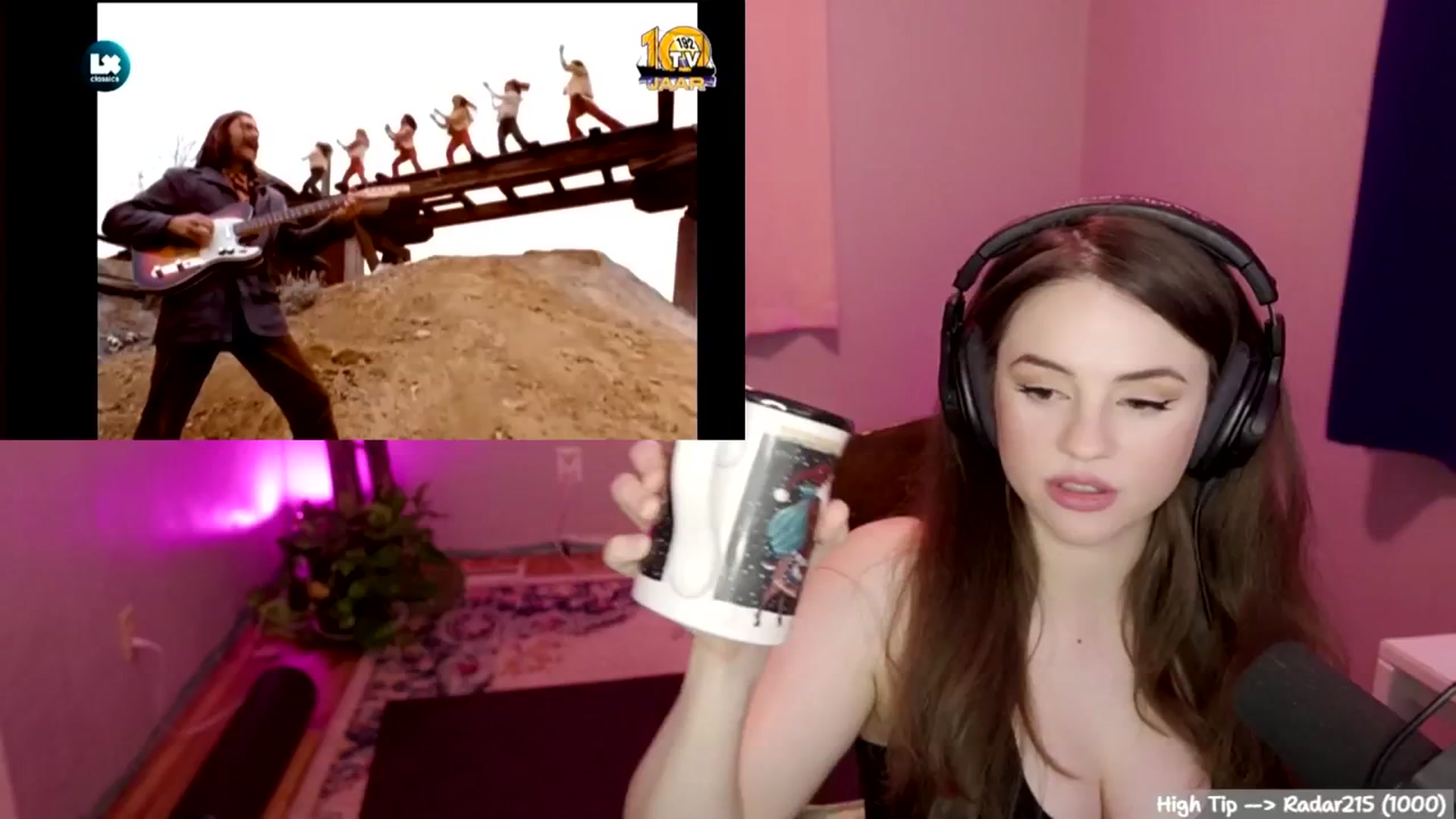 Gallery image thumbnail from Brophietopia's myfreecams stream on, 11/08/2025, 09:11 image 6 of 20