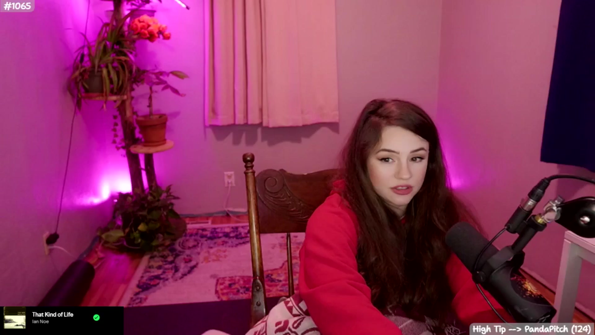 Gallery image thumbnail from Brophietopia's myfreecams stream on, 11/18/2025, 04:52 image 12 of 20