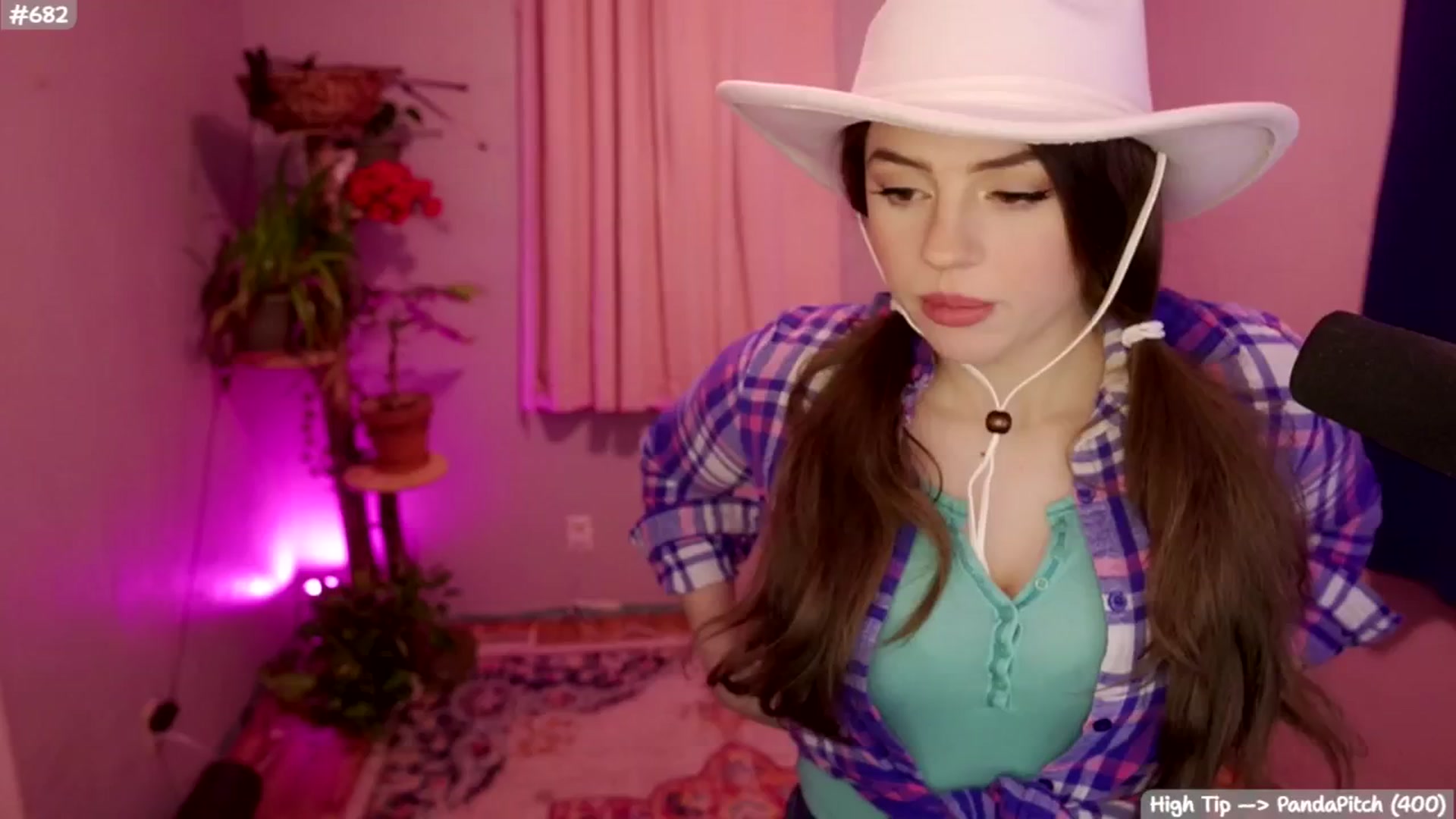 Gallery image thumbnail from Brophietopia's myfreecams stream on, 11/23/2025, 03:42 image 19 of 20