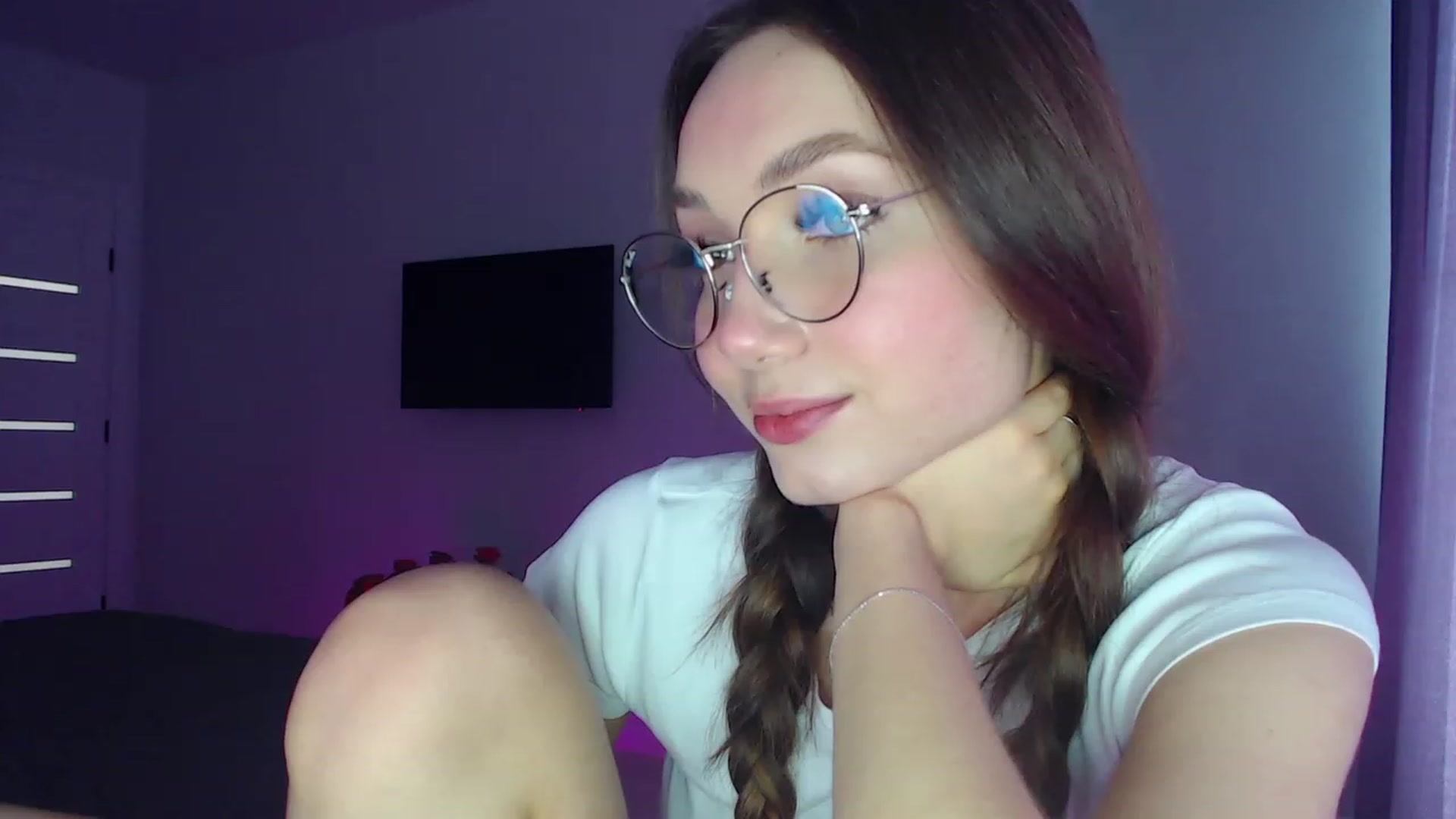 Gallery image thumbnail from Browncat04's myfreecams stream on, 04/09/2023, 13:42 image 2 of 20