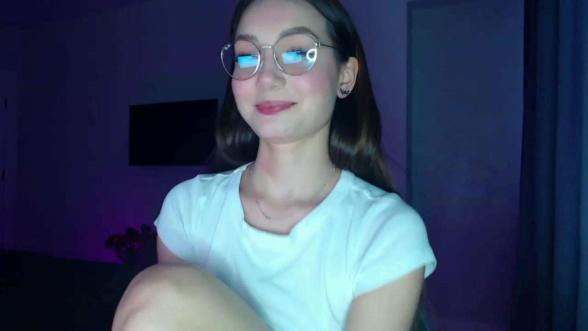 Gallery image thumbnail from Browncat04's myfreecams stream on, 04/09/2023, 13:42 image 15 of 20