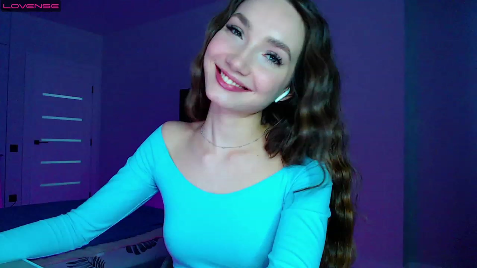 Gallery image thumbnail from Browncat04's myfreecams stream on, 05/13/2023, 14:29 image 7 of 20