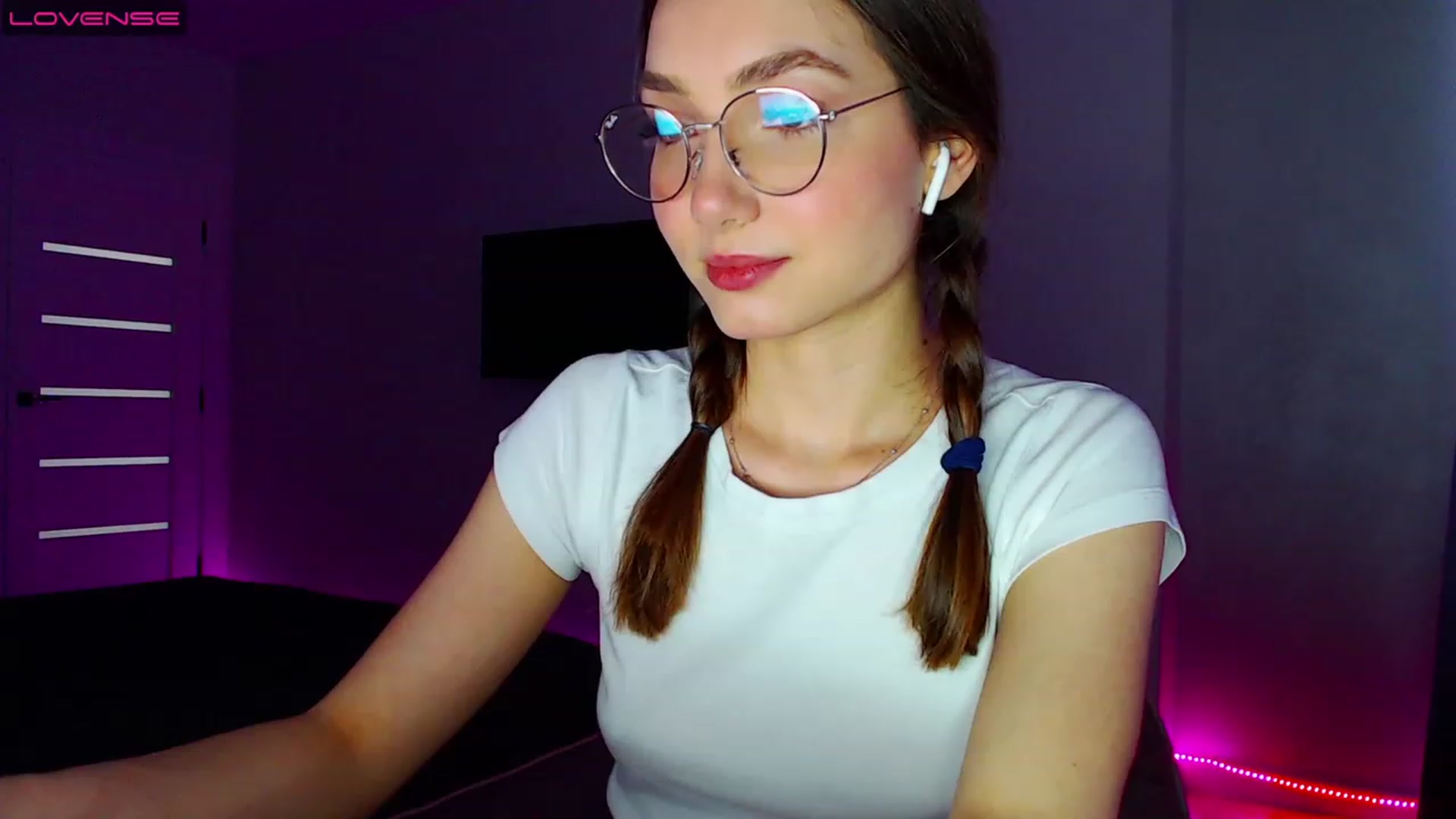 Gallery image thumbnail from Browncat04's myfreecams stream on, 05/24/2023, 12:36 image 1 of 20