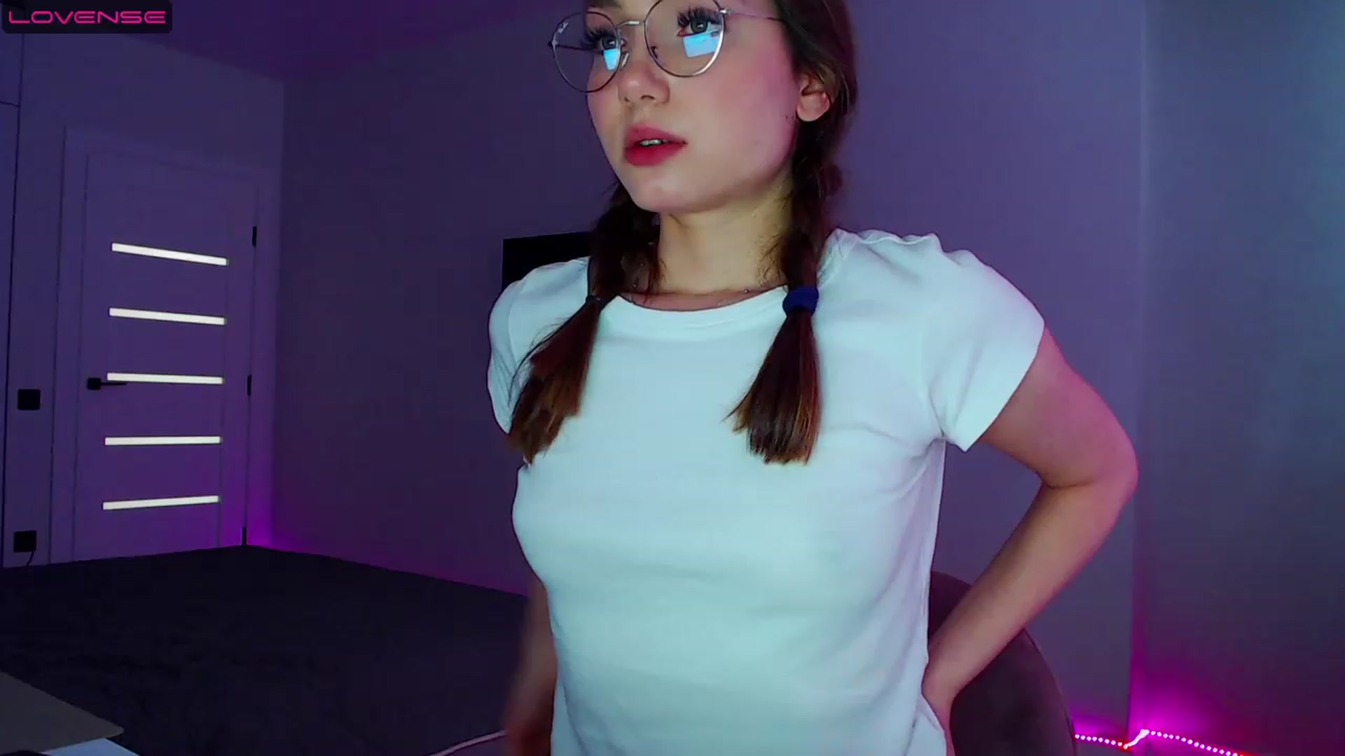 Gallery image thumbnail from Browncat04's myfreecams stream on, 05/24/2023, 14:10 image 1 of 20