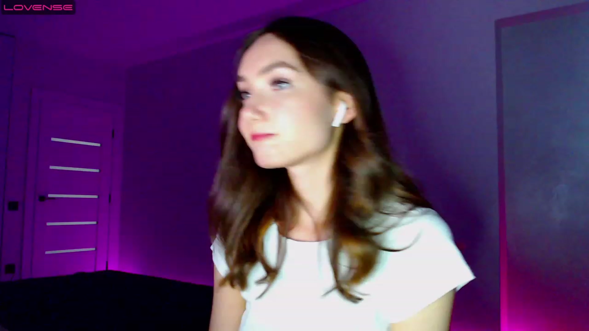 Gallery image thumbnail from Browncat04's myfreecams stream on, 05/30/2023, 16:45 image 18 of 20
