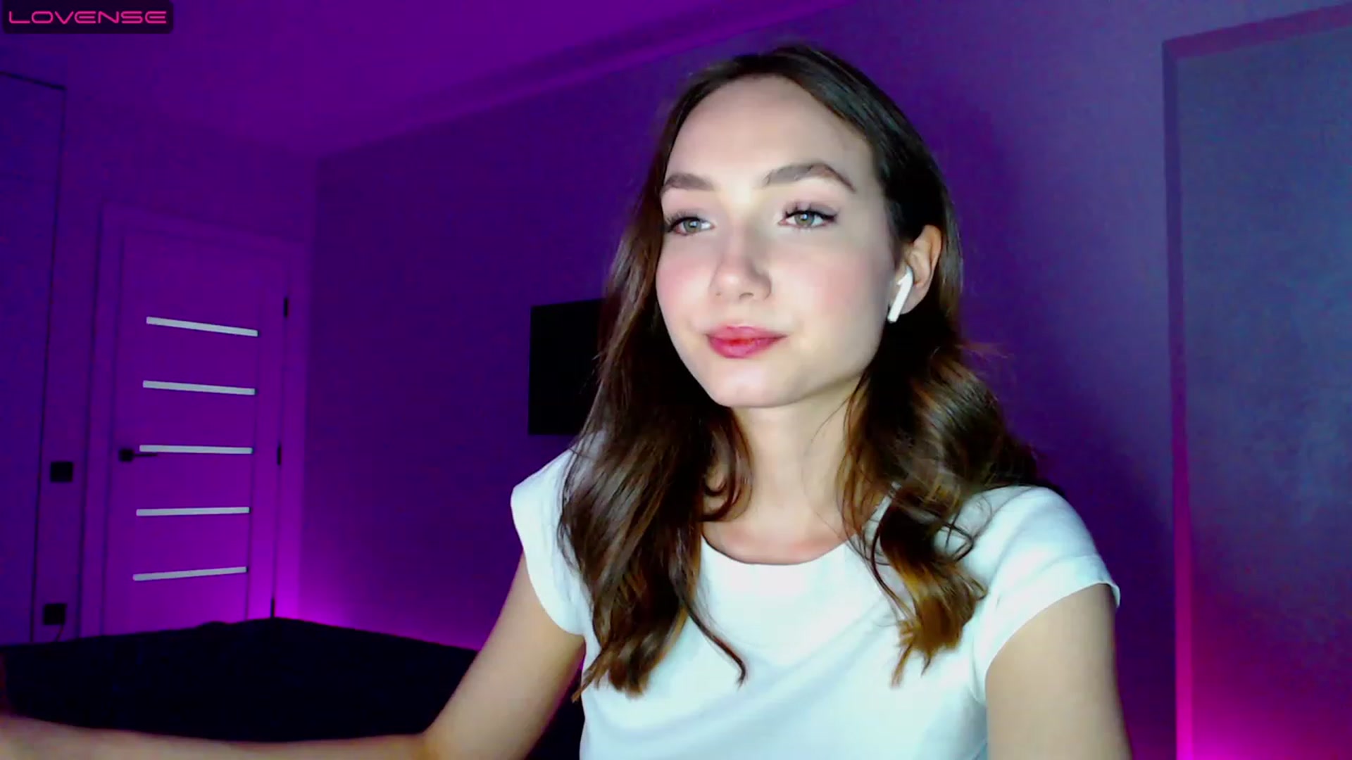 Gallery image thumbnail from Browncat04's myfreecams stream on, 05/30/2023, 16:45 image 2 of 20