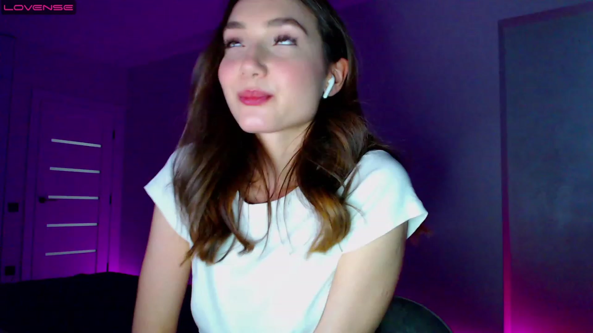 Gallery image thumbnail from Browncat04's myfreecams stream on, 05/30/2023, 16:45 image 11 of 20