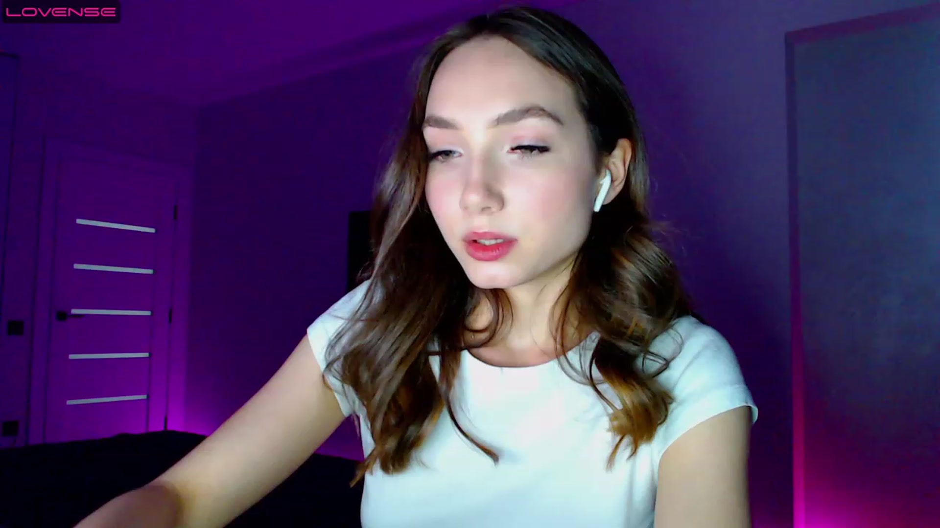 Gallery image thumbnail from Browncat04's myfreecams stream on, 05/30/2023, 16:45 image 3 of 20