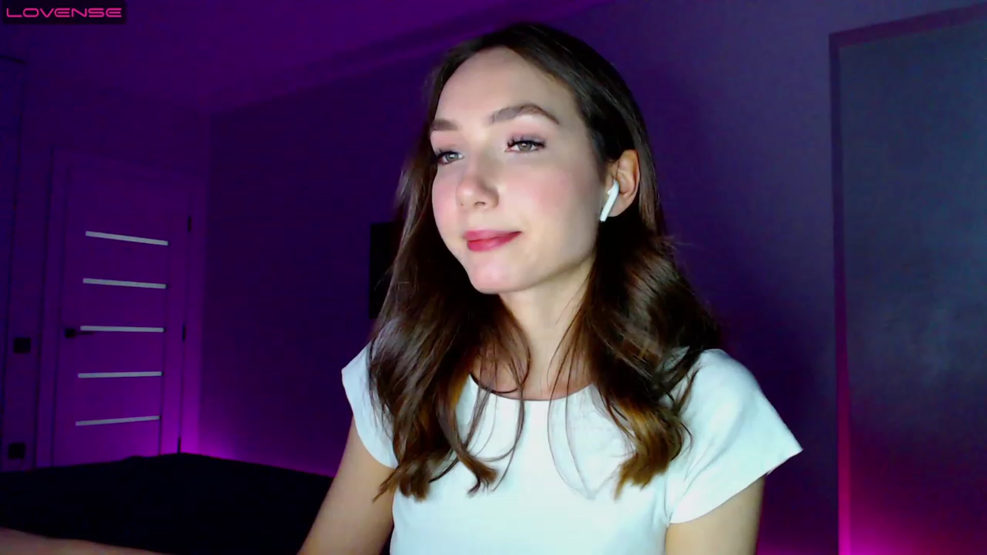 Gallery image thumbnail from Browncat04's myfreecams stream on, 05/30/2023, 16:45 image 10 of 20