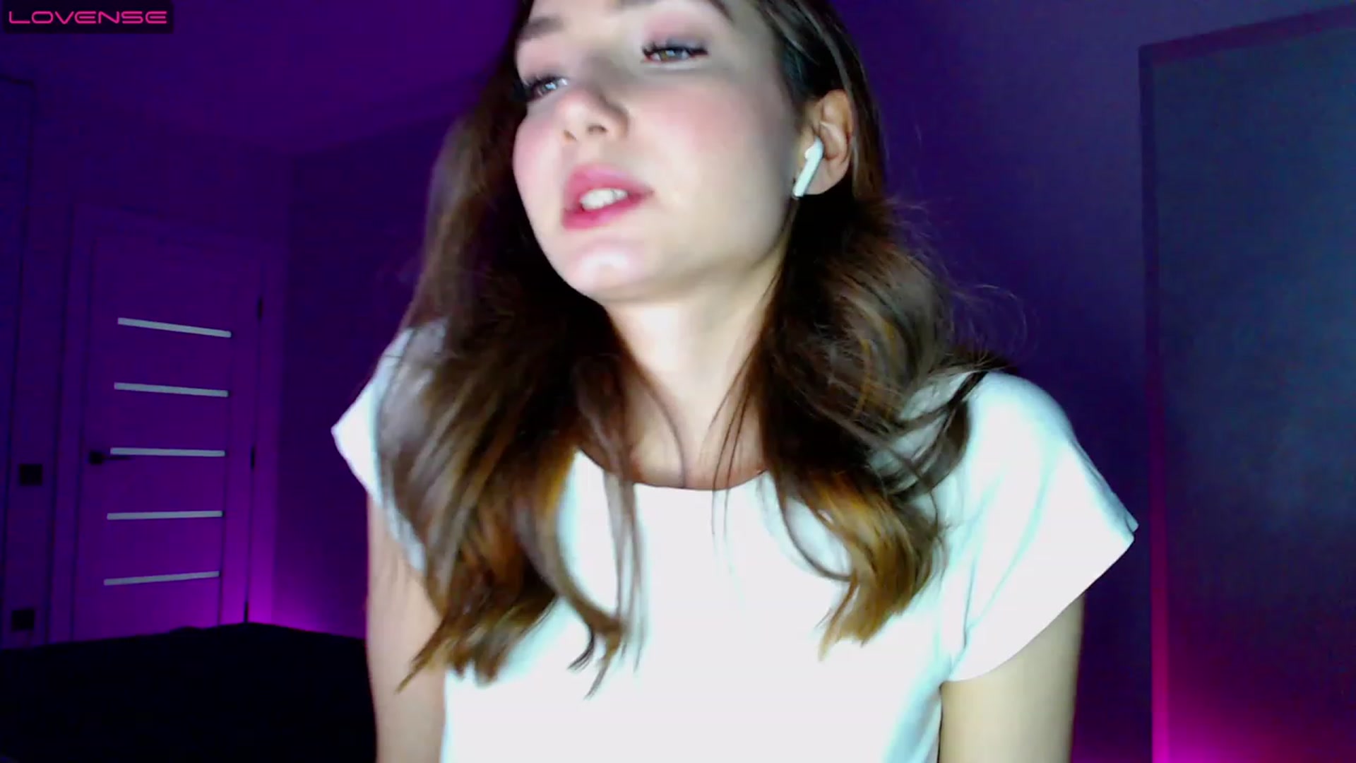 Gallery image thumbnail from Browncat04's myfreecams stream on, 05/30/2023, 16:45 image 12 of 20