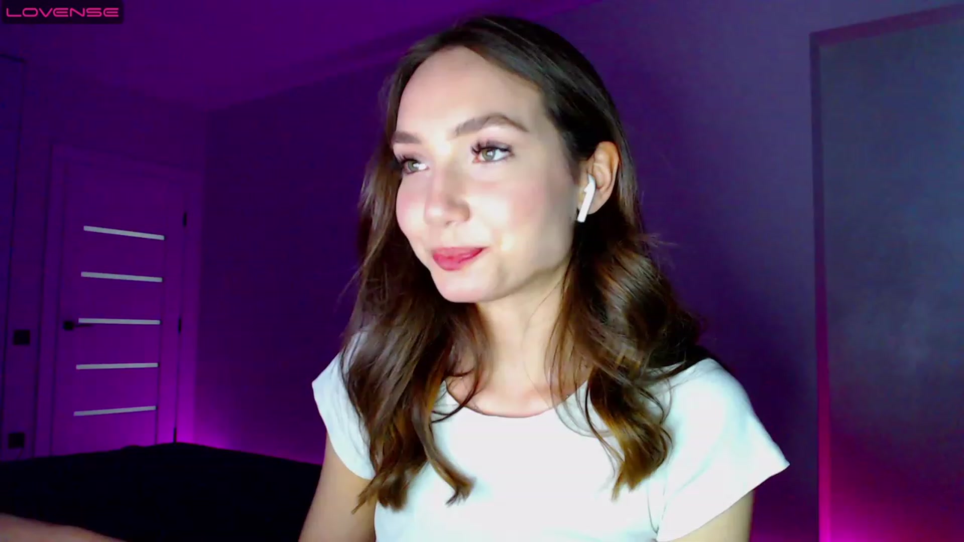 Gallery image thumbnail from Browncat04's myfreecams stream on, 05/30/2023, 16:45 image 6 of 20