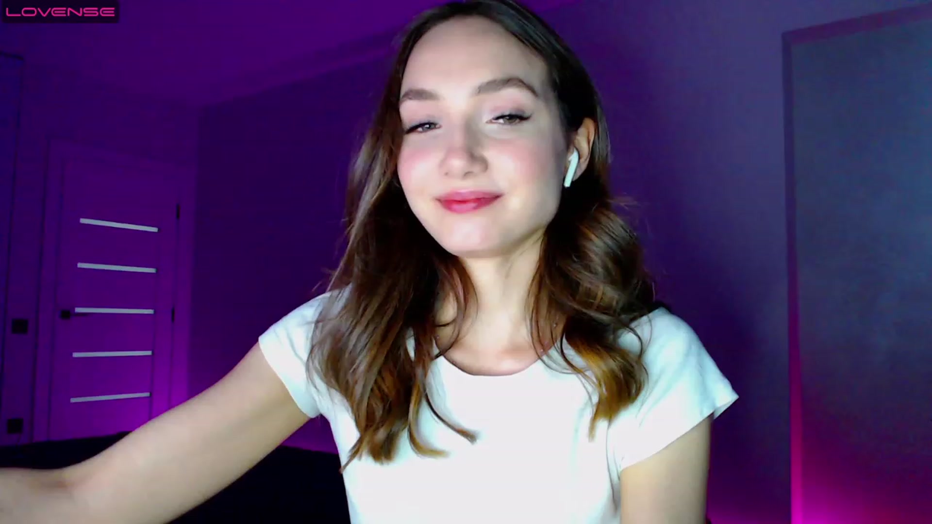 Gallery image thumbnail from Browncat04's myfreecams stream on, 05/30/2023, 16:45 image 4 of 20