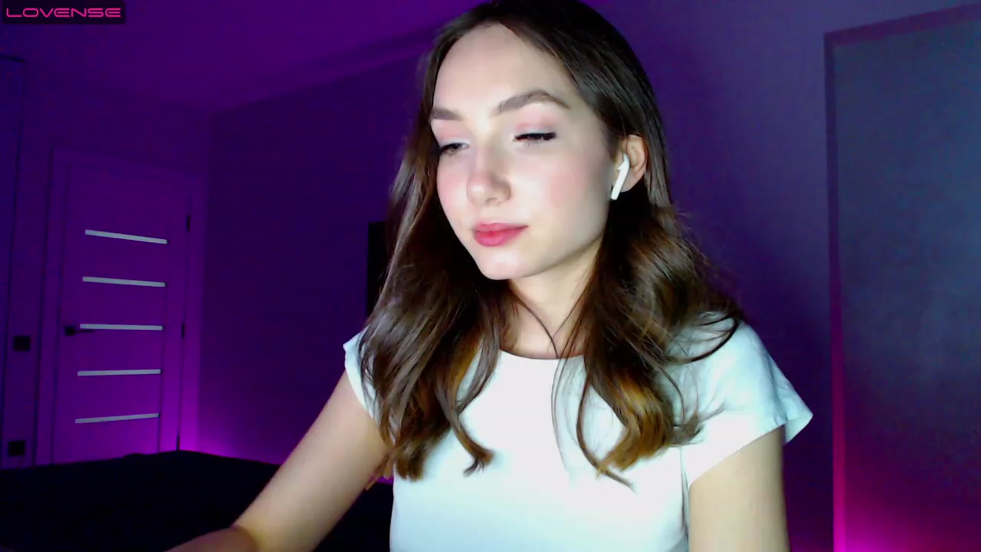 Gallery image thumbnail from Browncat04's myfreecams stream on, 05/30/2023, 16:45 image 15 of 20