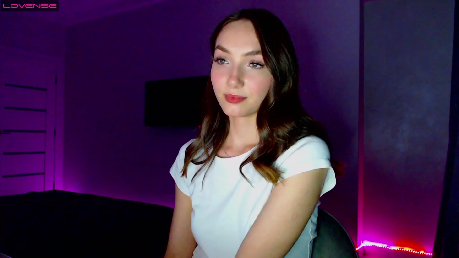 Gallery image thumbnail from Browncat04's myfreecams stream on, 05/30/2023, 18:03 image 18 of 20