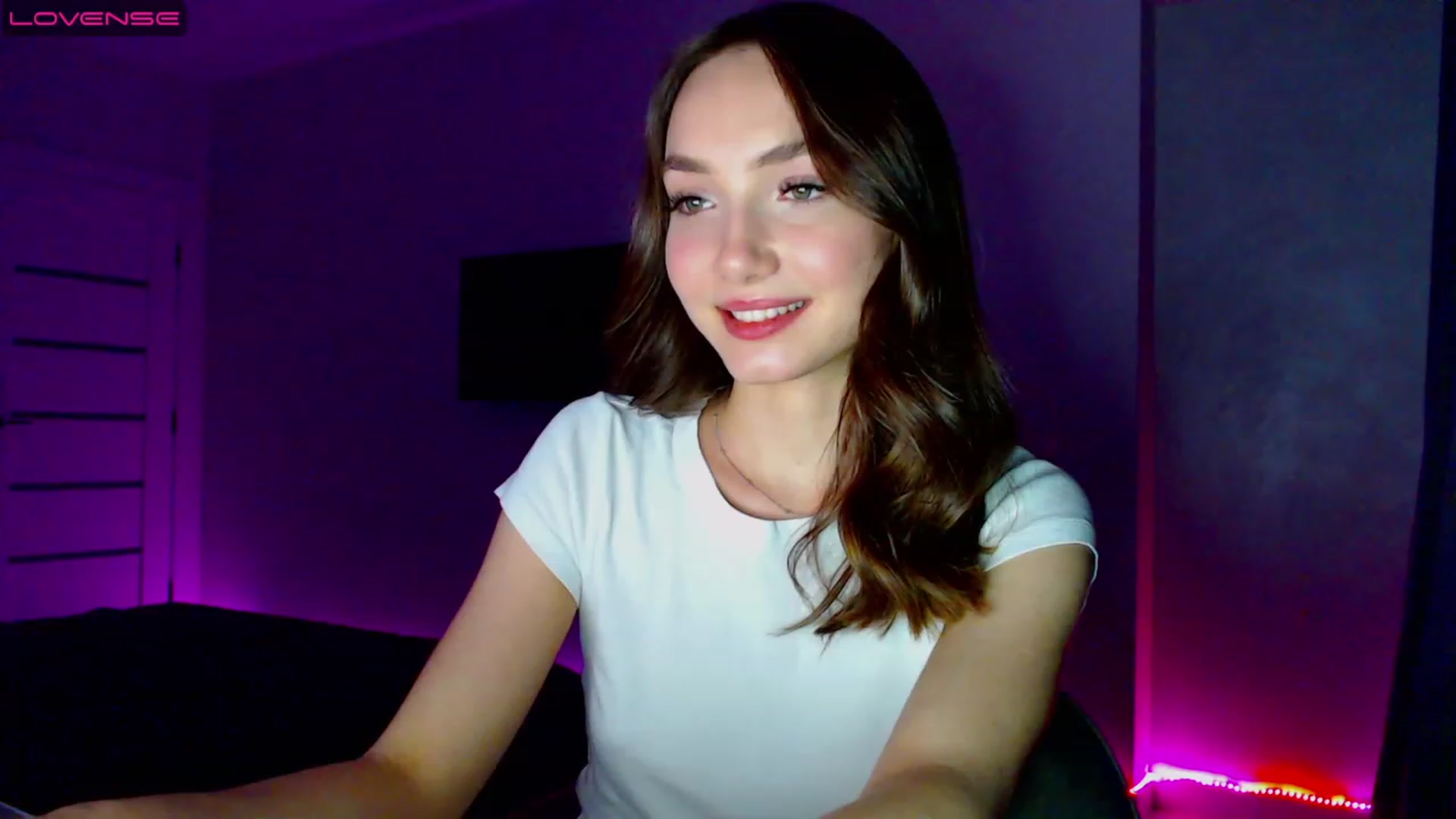 Gallery image thumbnail from Browncat04's myfreecams stream on, 05/30/2023, 18:03 image 20 of 20