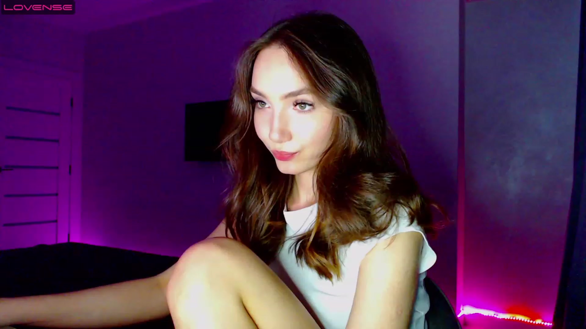 Gallery image thumbnail from Browncat04's myfreecams stream on, 05/30/2023, 18:03 image 12 of 20