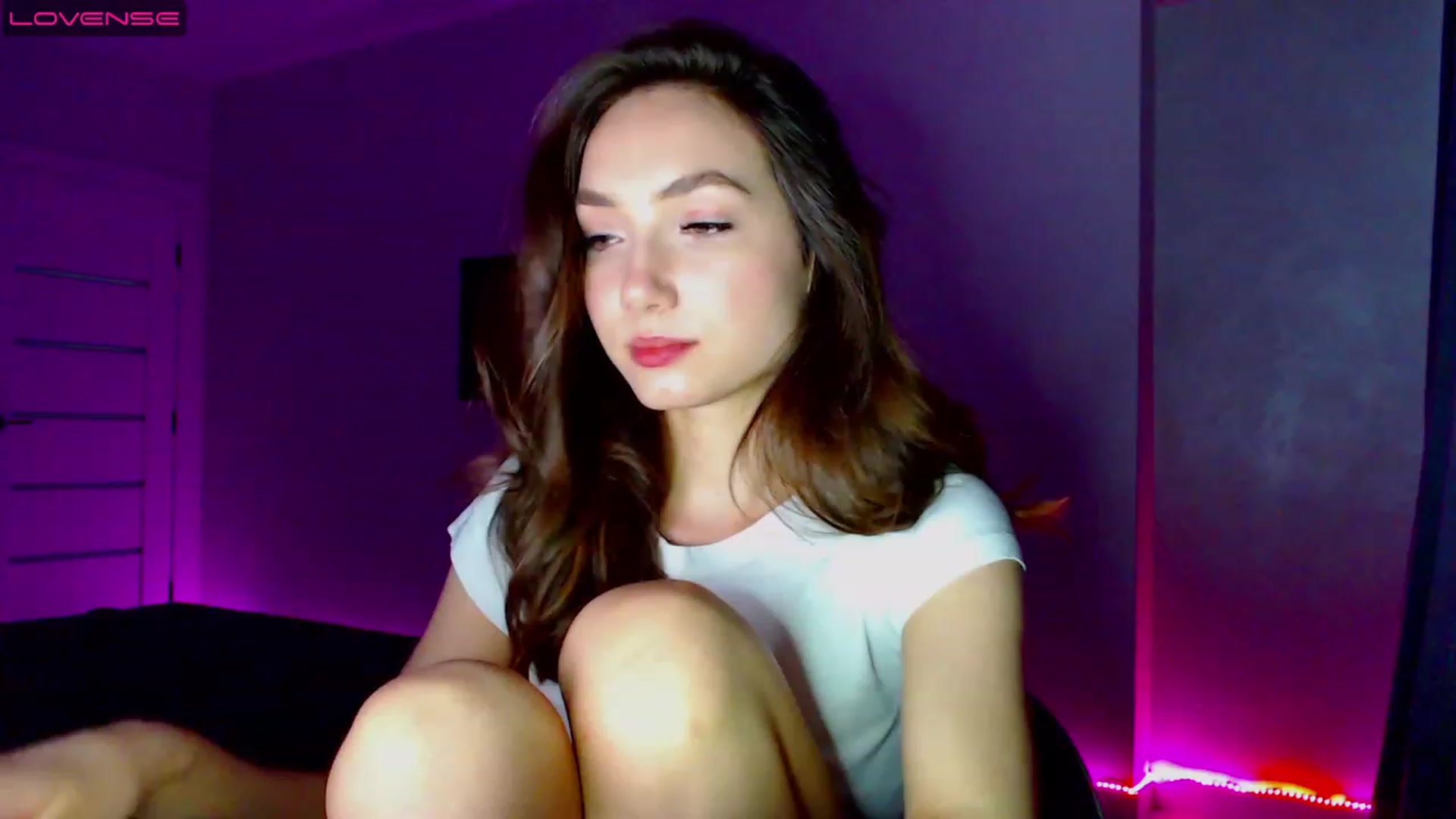 Gallery image thumbnail from Browncat04's myfreecams stream on, 05/30/2023, 18:03 image 10 of 20