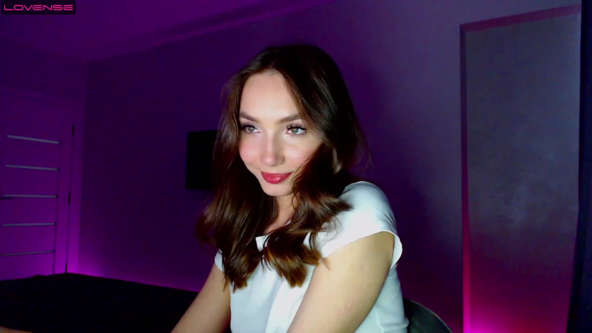 Gallery image thumbnail from Browncat04's myfreecams stream on, 05/30/2023, 18:03 image 3 of 20