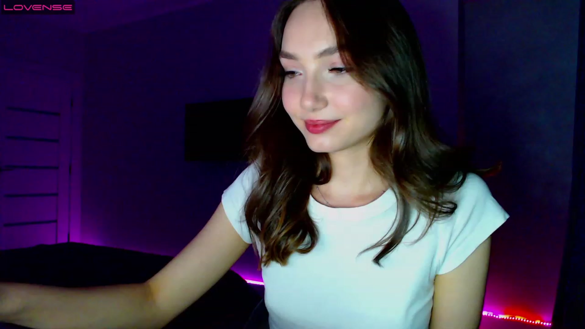Gallery image thumbnail from Browncat04's myfreecams stream on, 05/30/2023, 18:03 image 15 of 20
