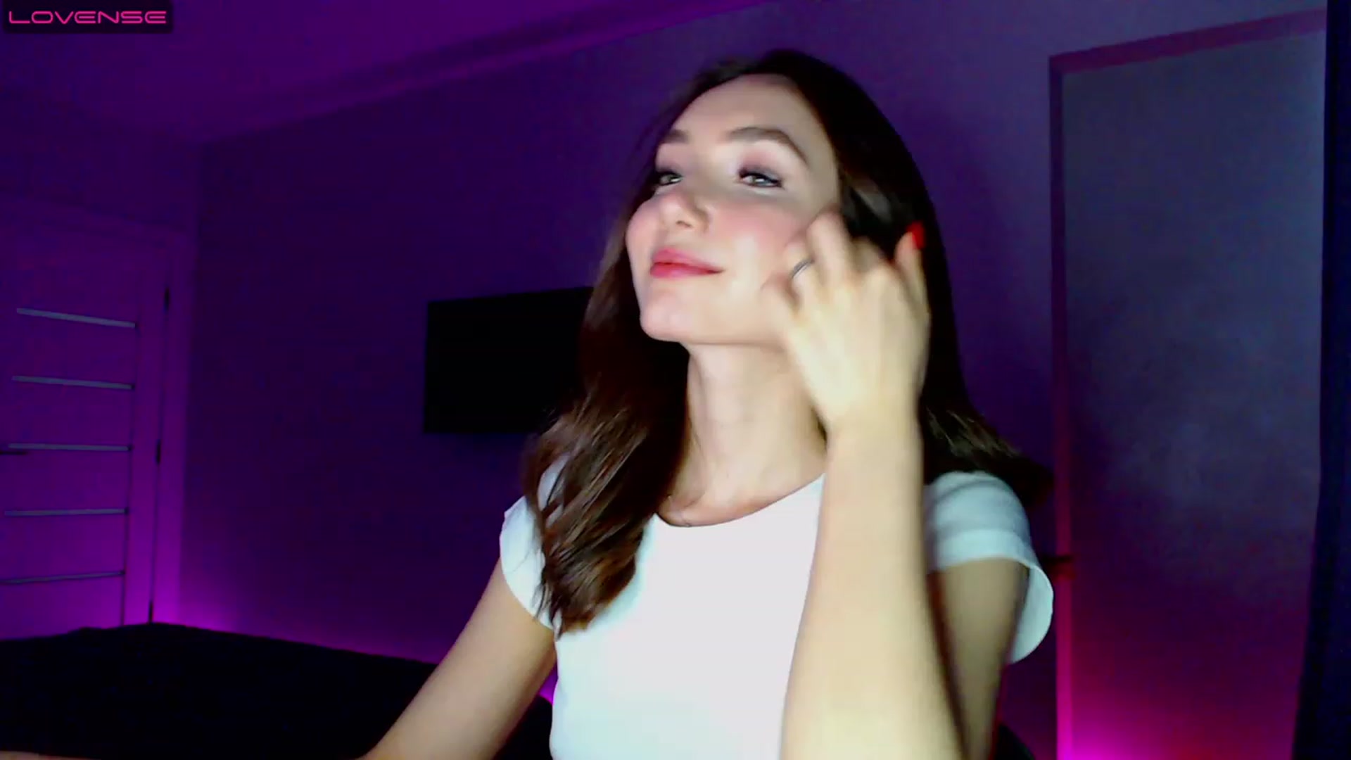 Gallery image thumbnail from Browncat04's myfreecams stream on, 05/30/2023, 18:03 image 4 of 20