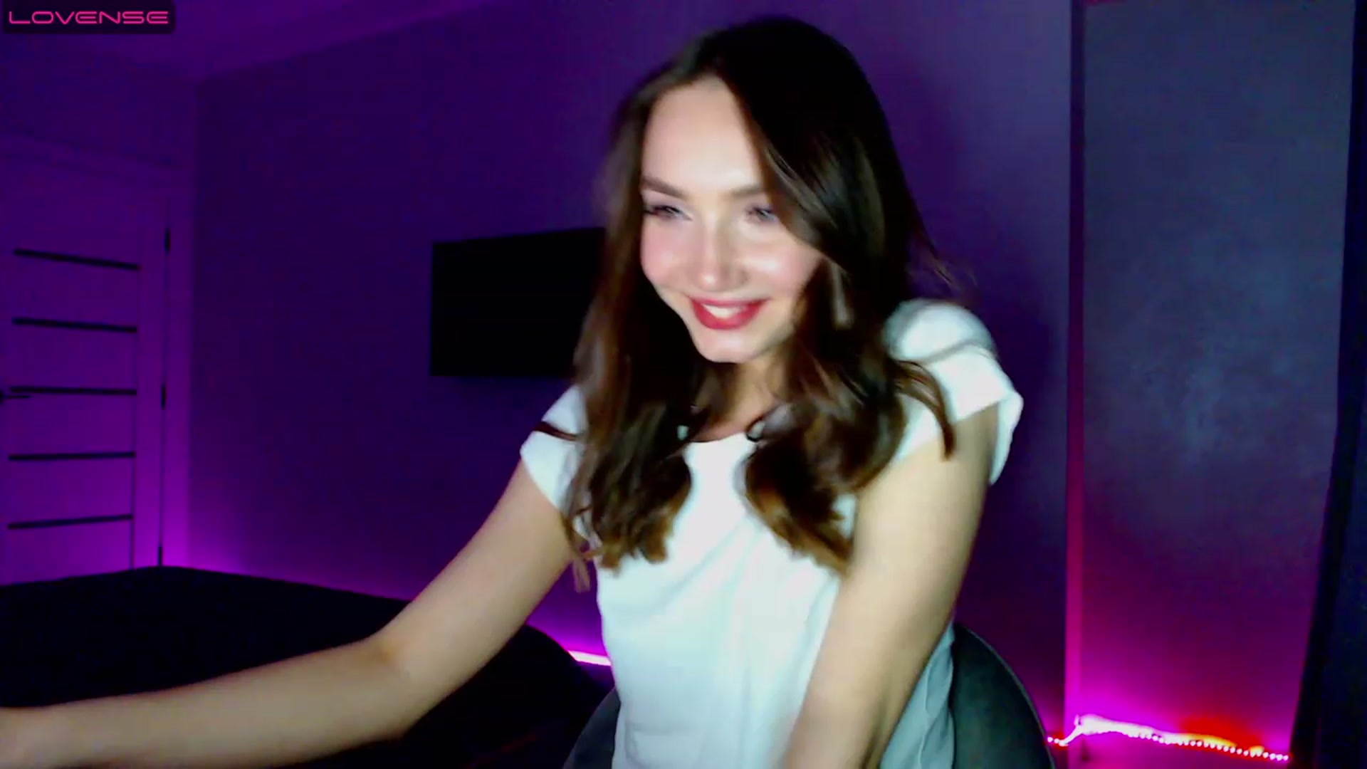Gallery image thumbnail from Browncat04's myfreecams stream on, 05/30/2023, 19:28 image 5 of 20